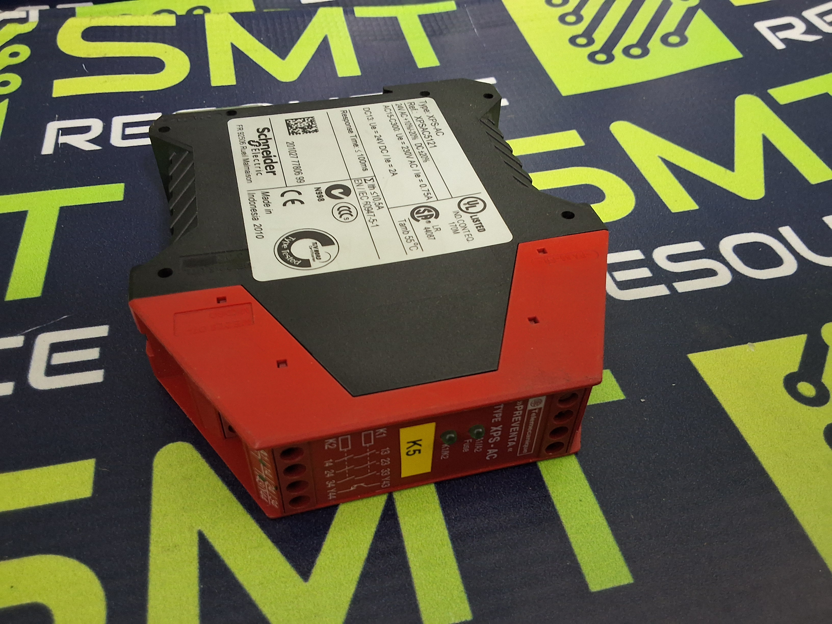 Used SCHNEIDER ELECTRIC XPS-AC SAFETY RELAY 24VAC