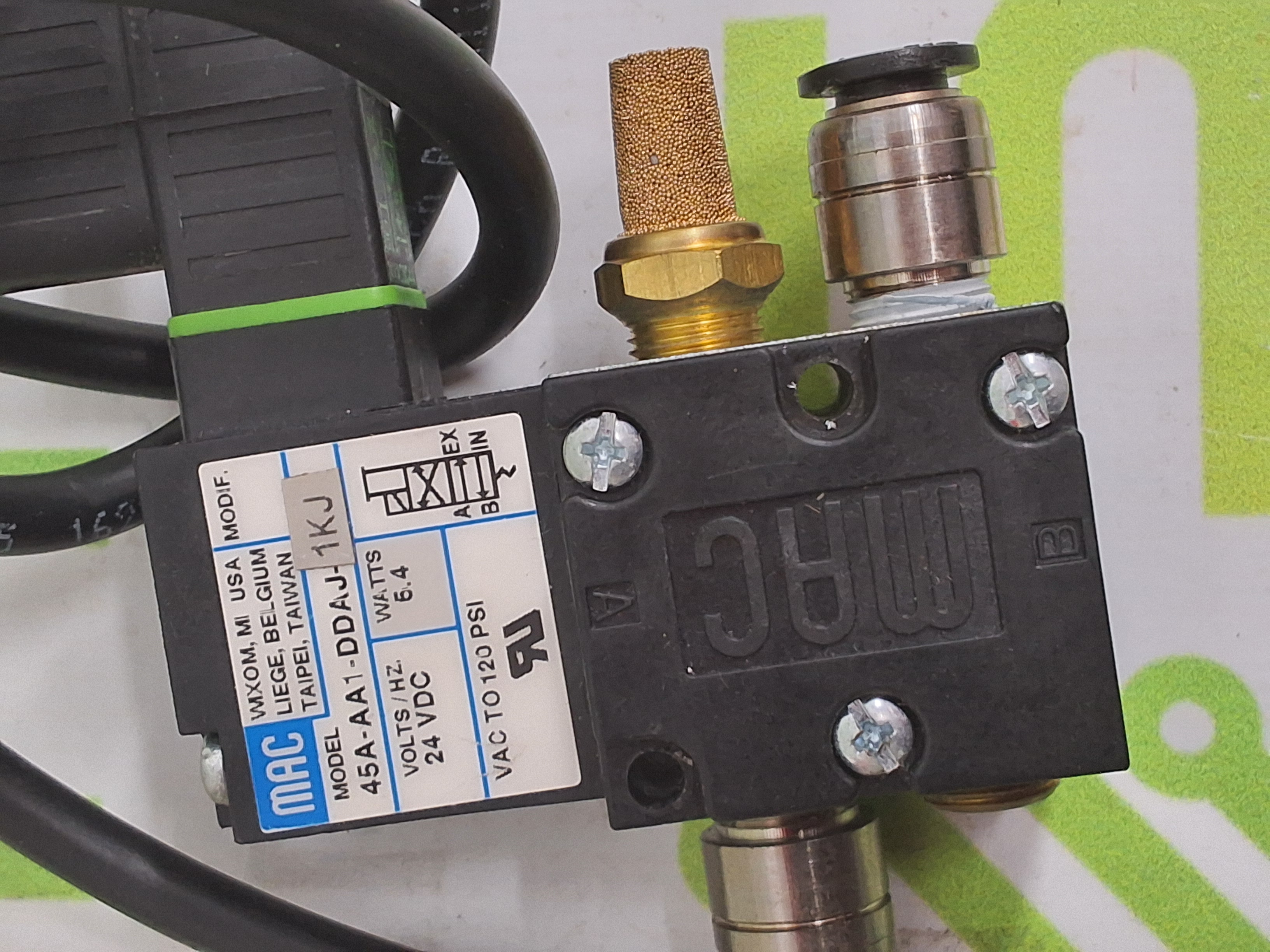 Used MAC 45A-AA1-DDAJ-1KJ SOLENOID VALVE 24VDC 5.4W