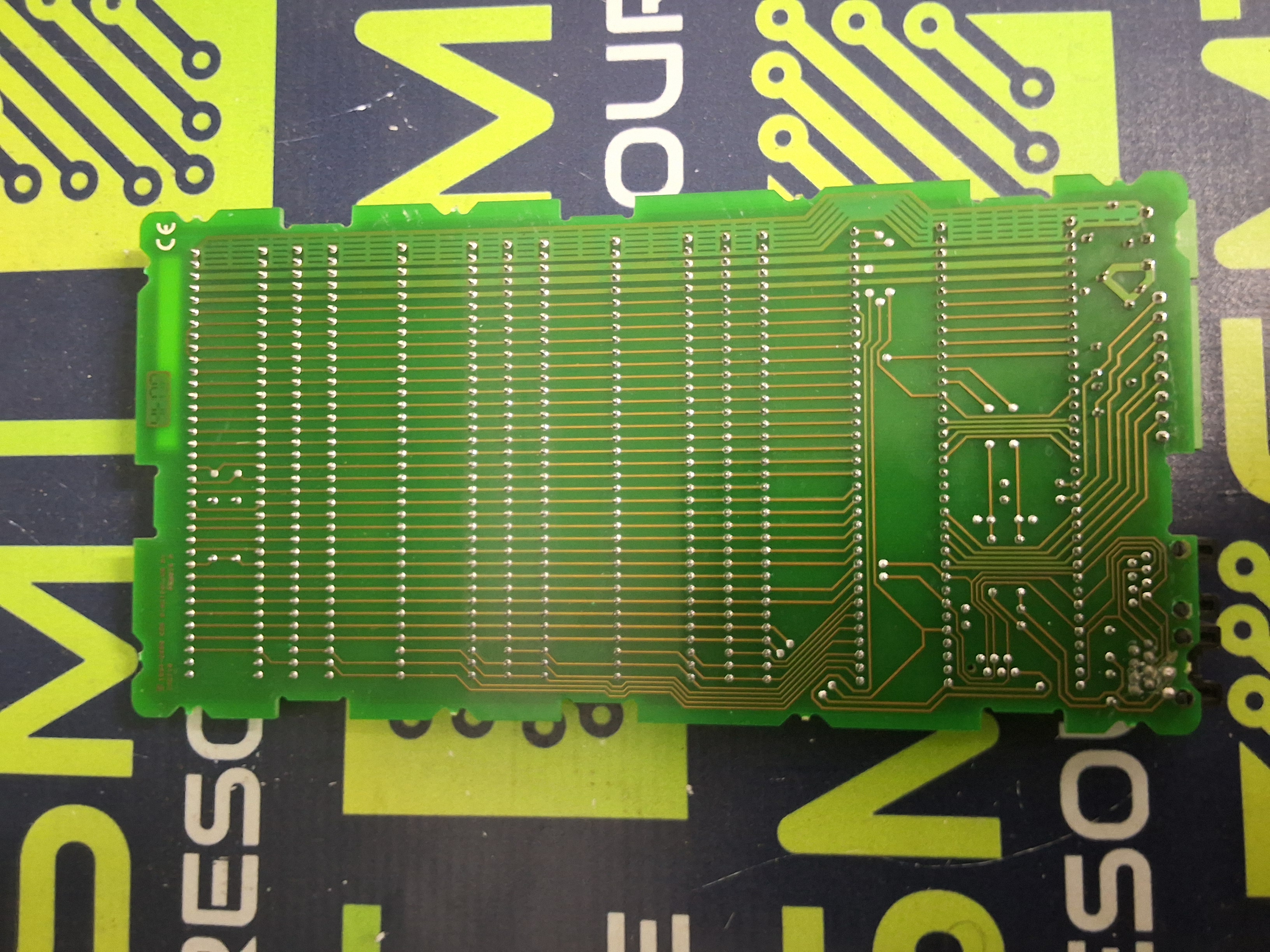 Used PHOENIX CONTACT ELECTRONICS IMC710 BACKPLANE BOARD