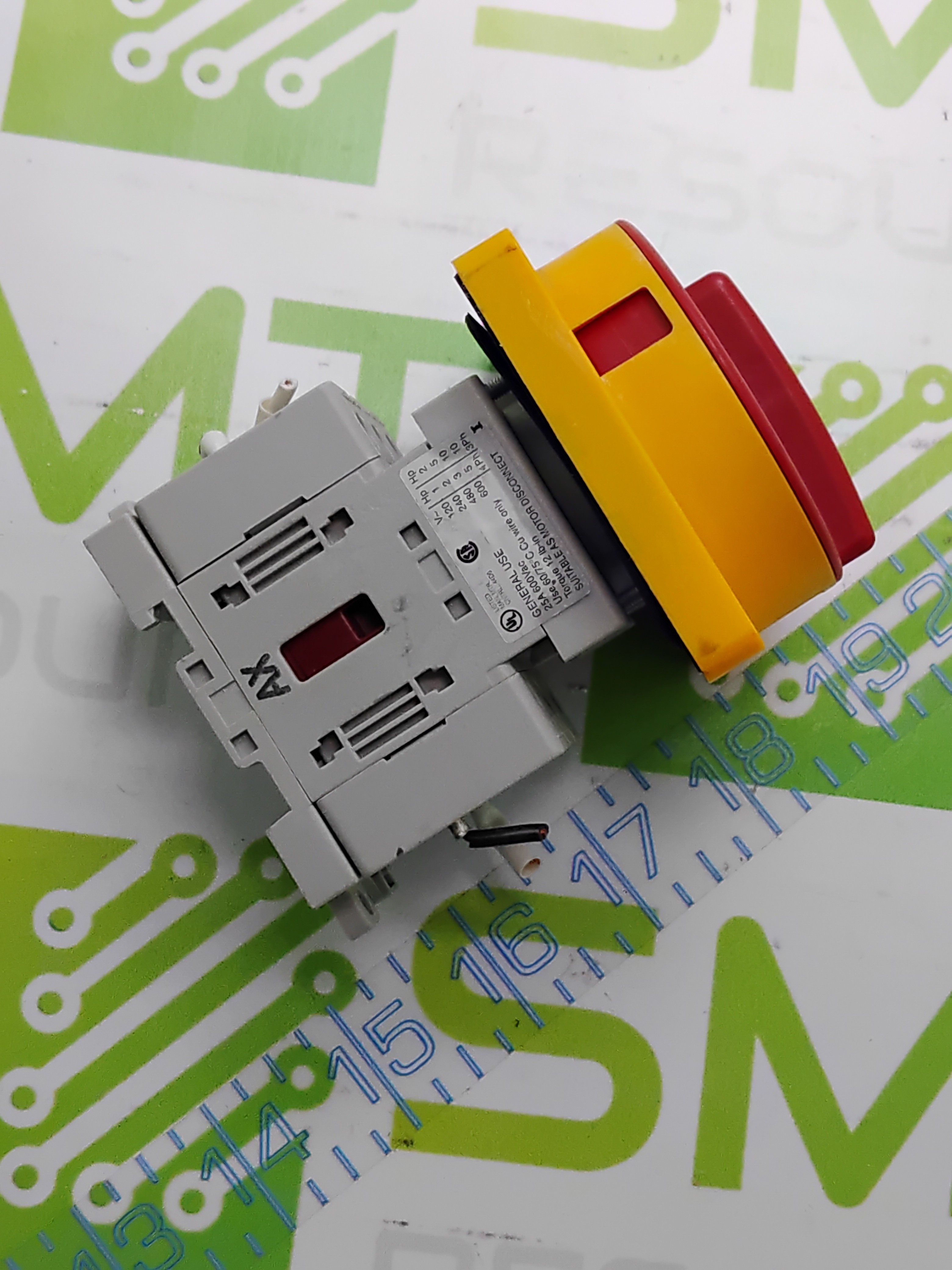 Used ALLEN BRADLEY 194E-A25-1753 B LOAD SWITCH