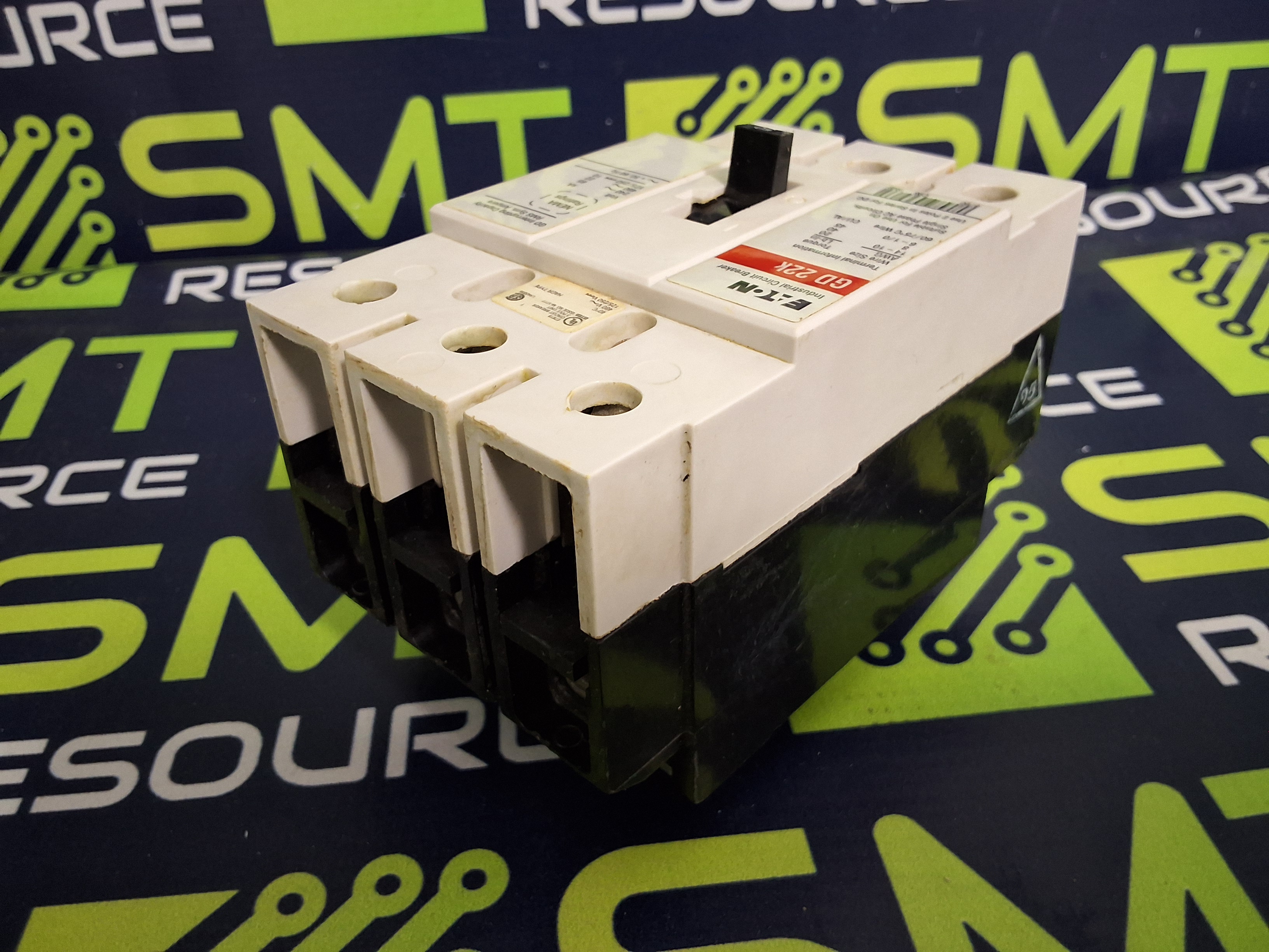 Used EATON GD22k MOLDED-CASE CIRCUIT BREAKER 3-POLE