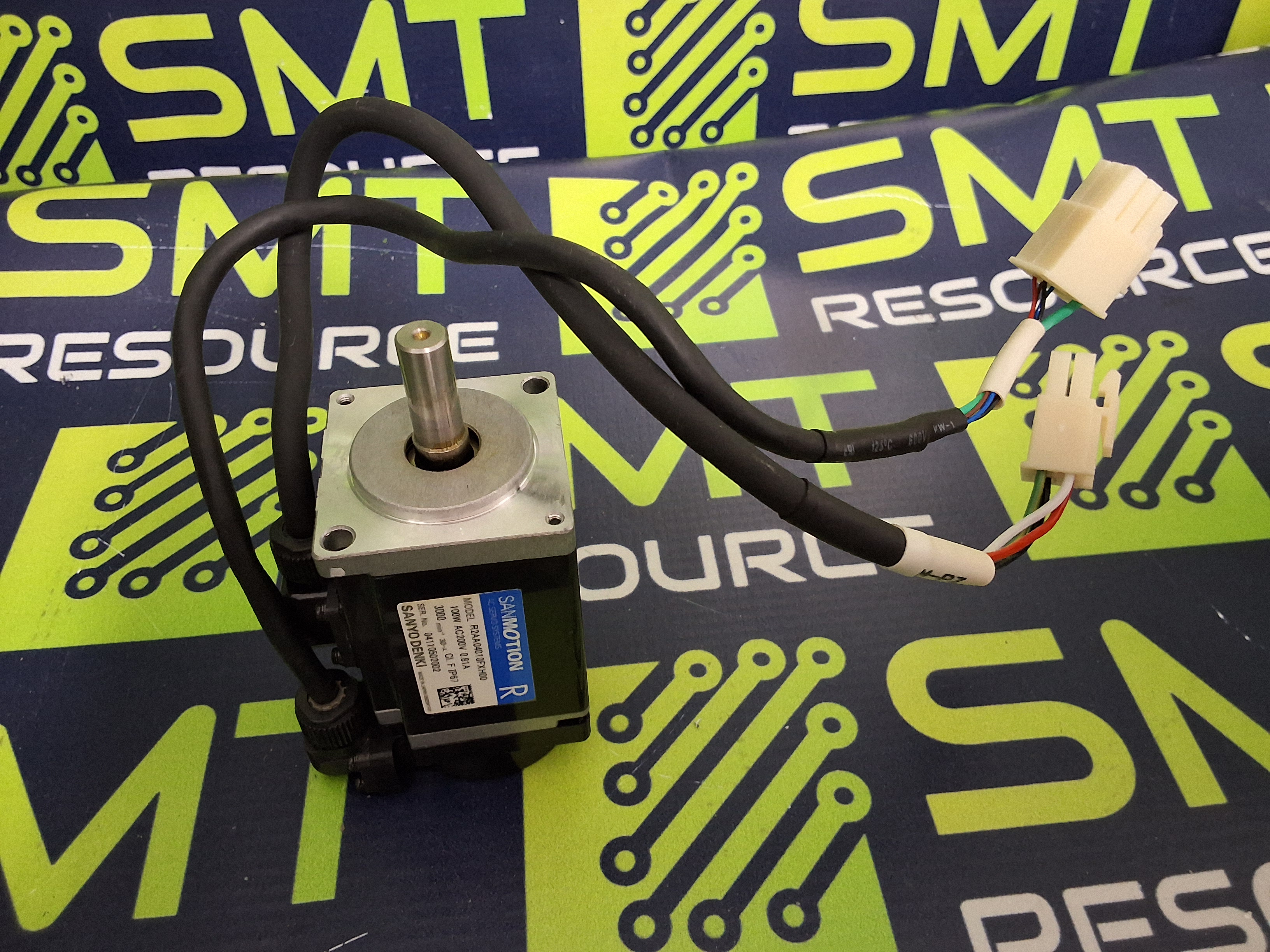 Used SANYO DENKI SanMotion R2AA04010FXH00 AC SERVO MOTOR 100W 200V AC