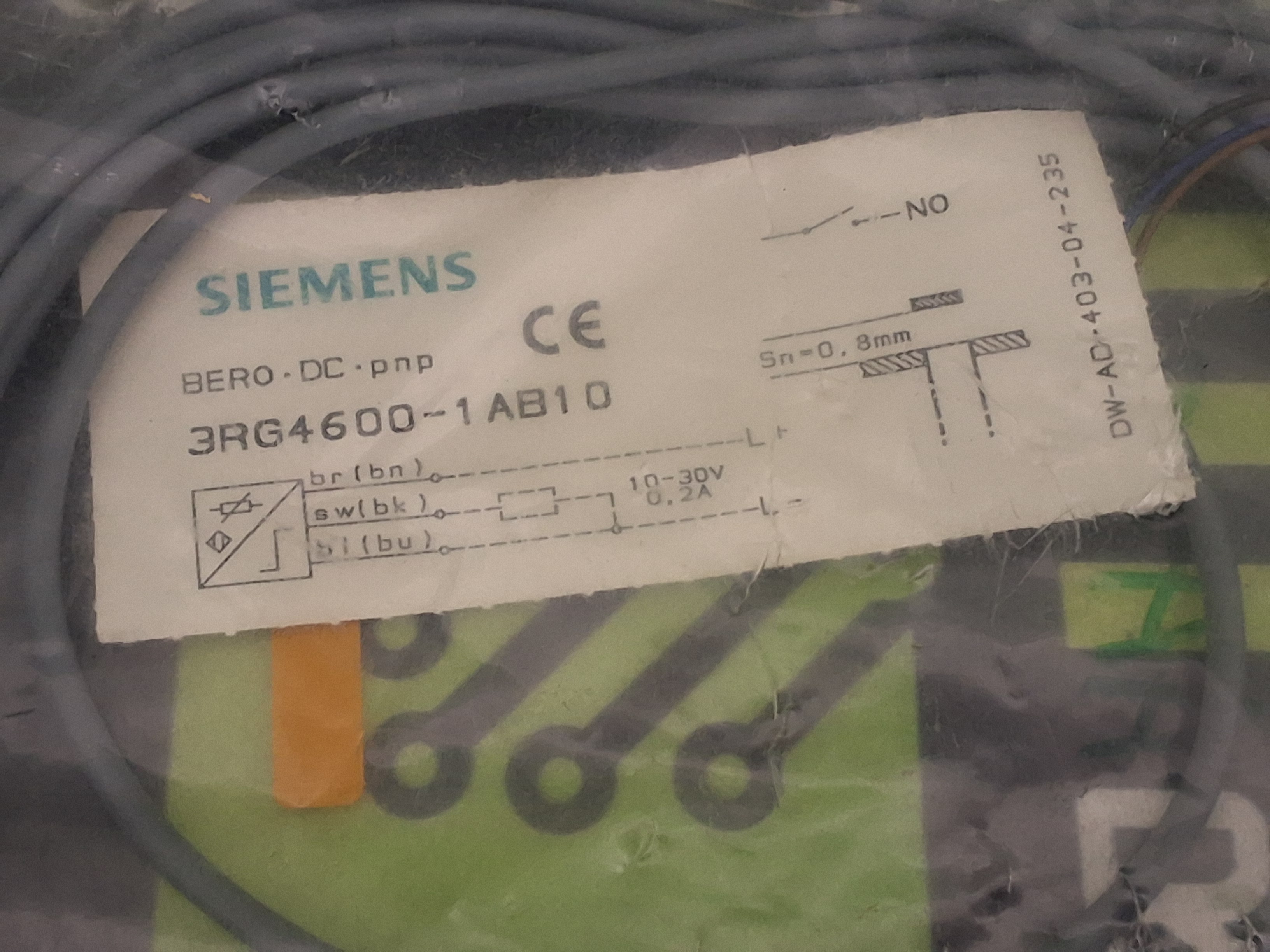 SIEMENS 3RG4600-1AB10 INDUCTIVE PROXIMITY SENSOR - BRAND NEW
