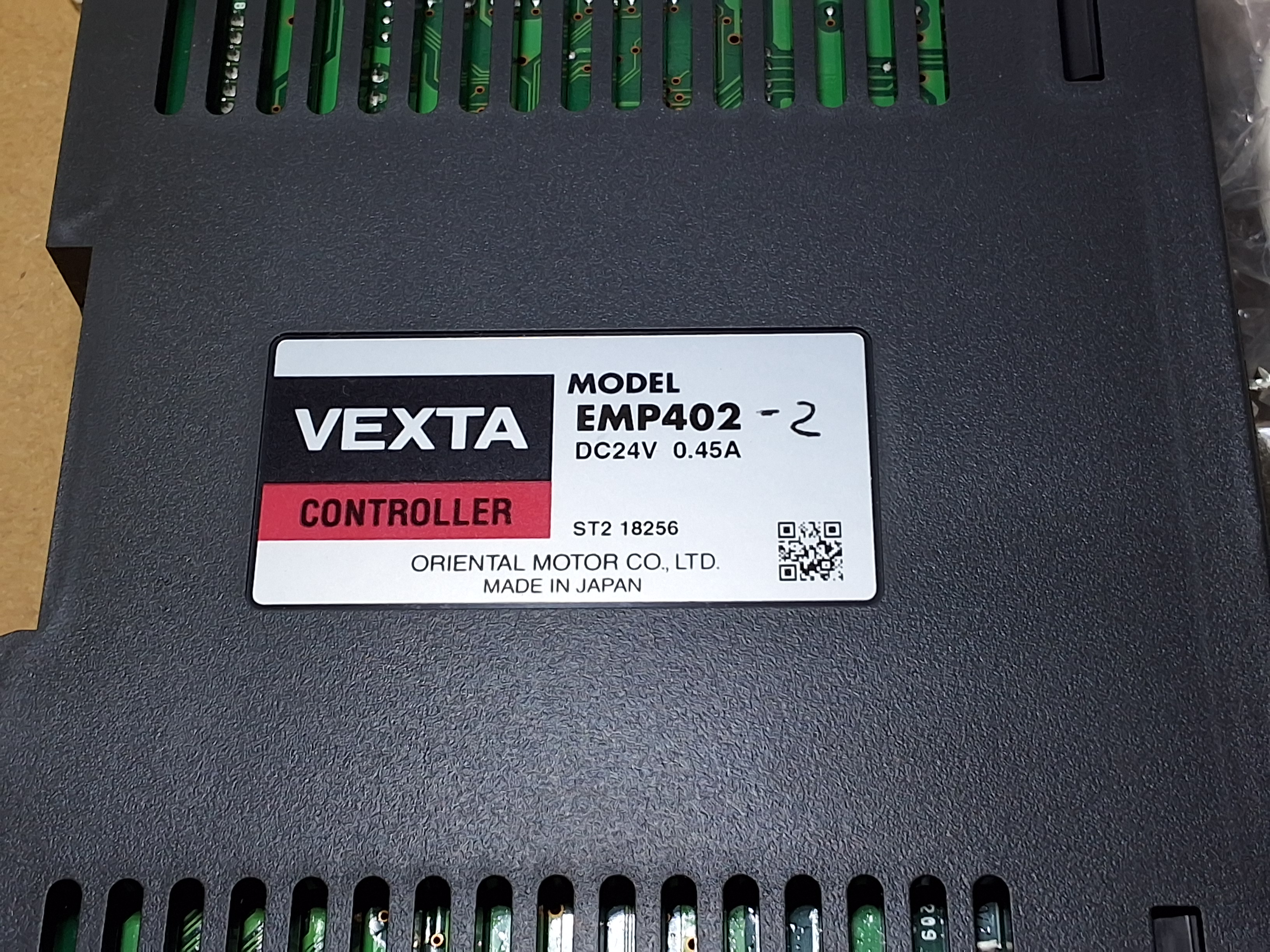 VEXTA EMP402 CONTROLLER PULSE GENERATOR DRIVE EMP402-02 WITH ACCESSORIES - BRAND NEW