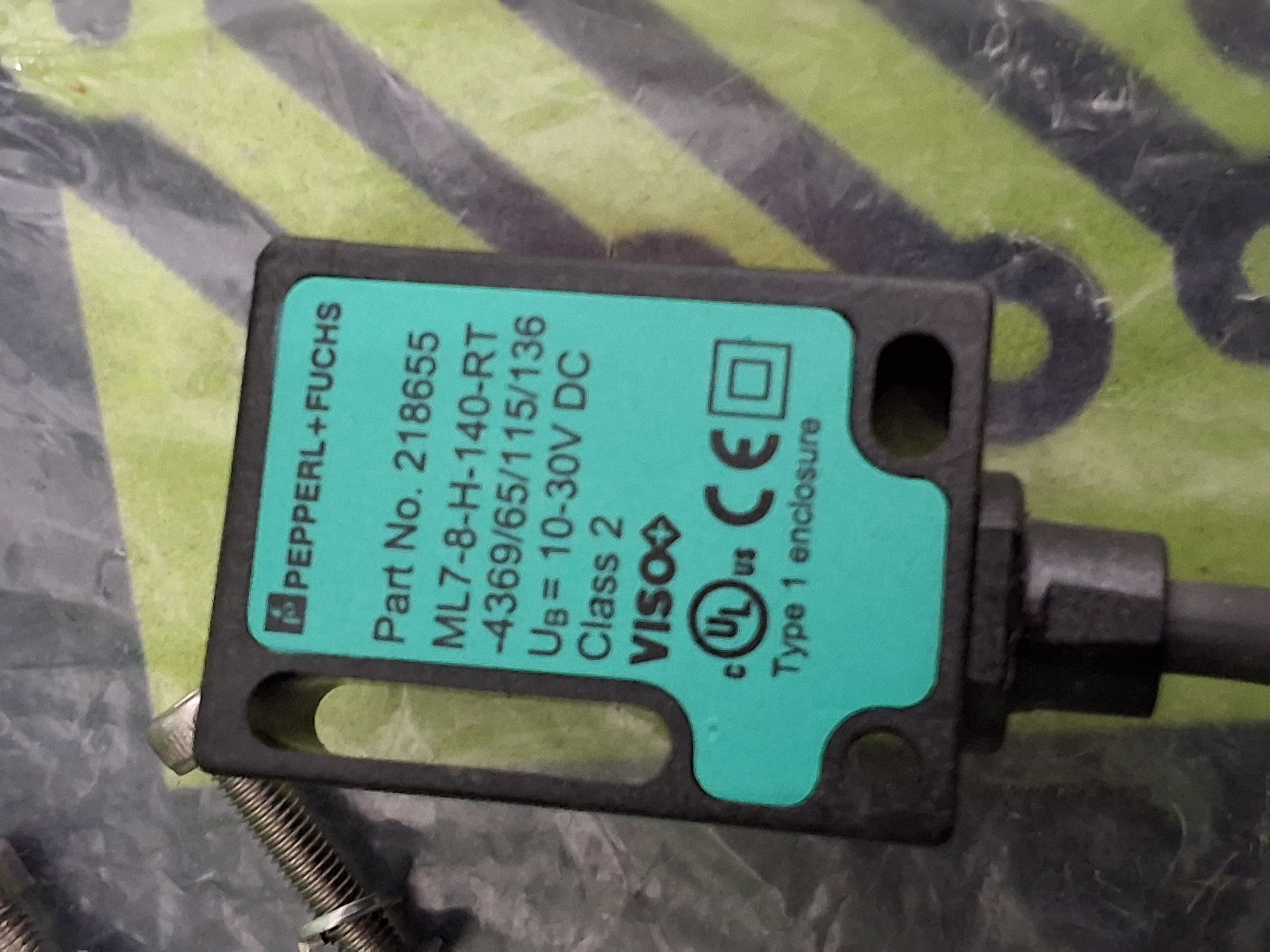 PEPPERL+FUCHS 218655 PHOTOSENSOR ML7-8-H-140-RT - BRAND NEW