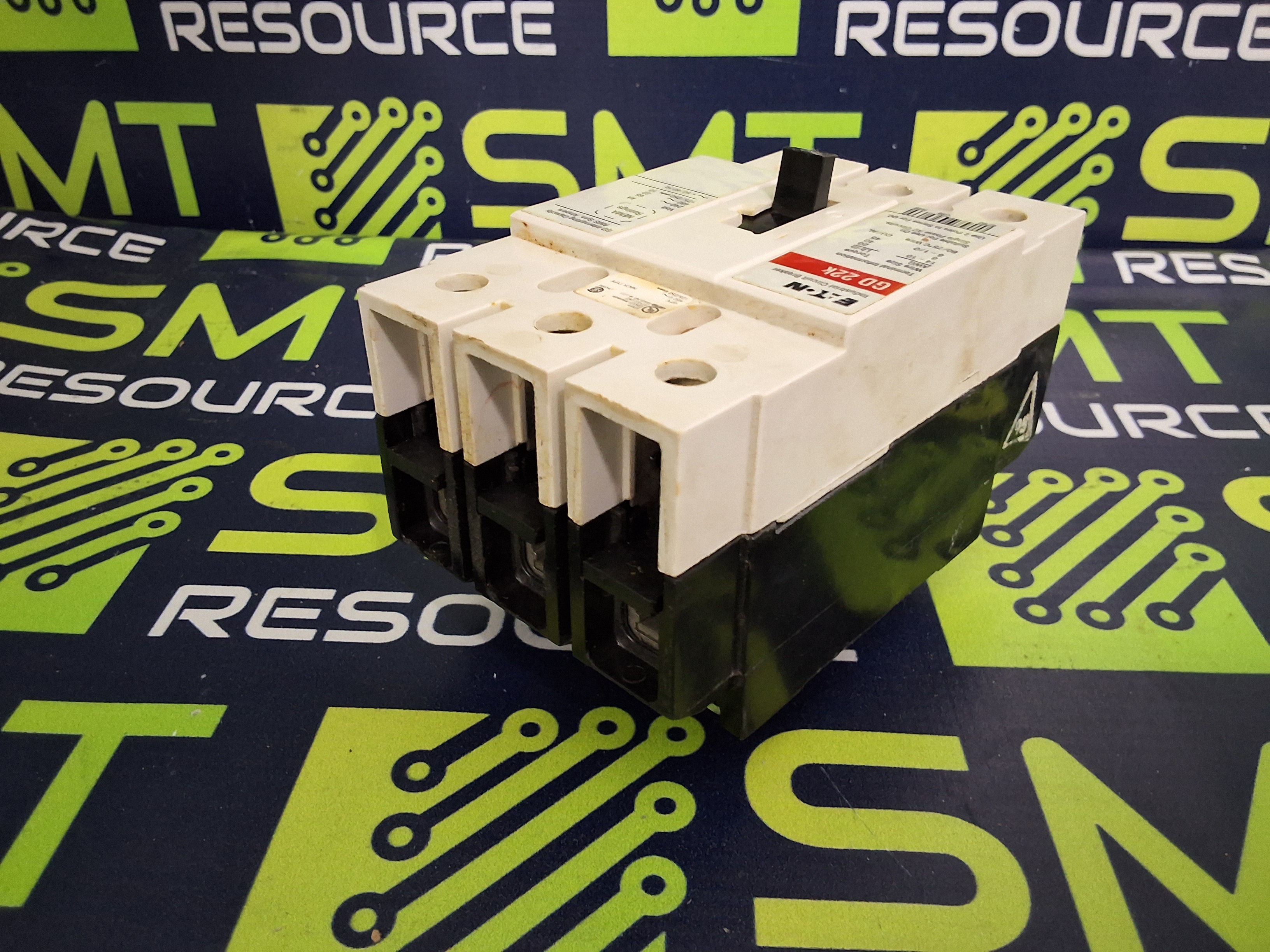 Used EATON GD22k MOLDED-CASE CIRCUIT BREAKER 3-POLE