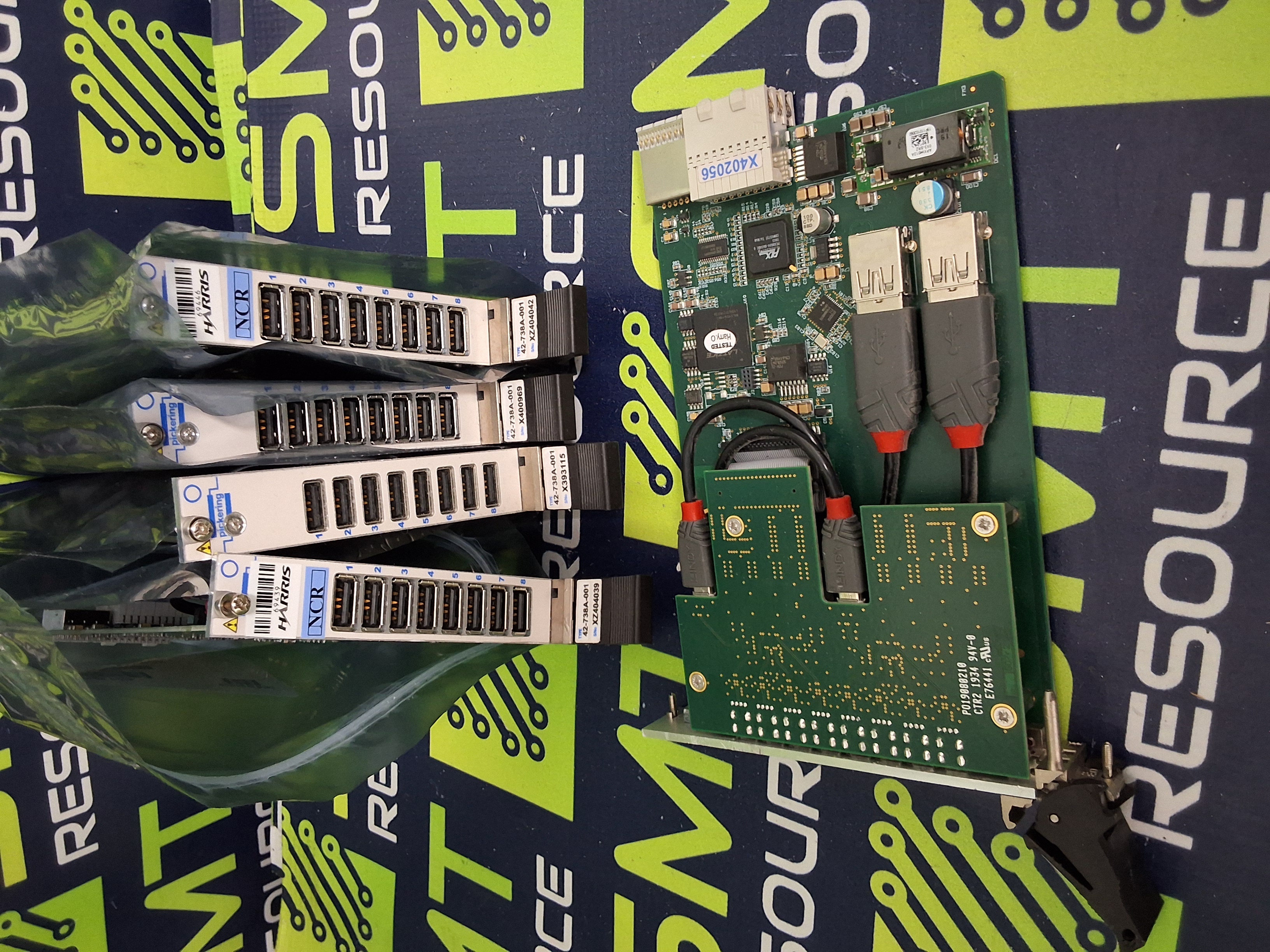 Used PICKERING 40-738-001 PROGRAMMABLE 8-PORT USB 2.0 PXI MODULE