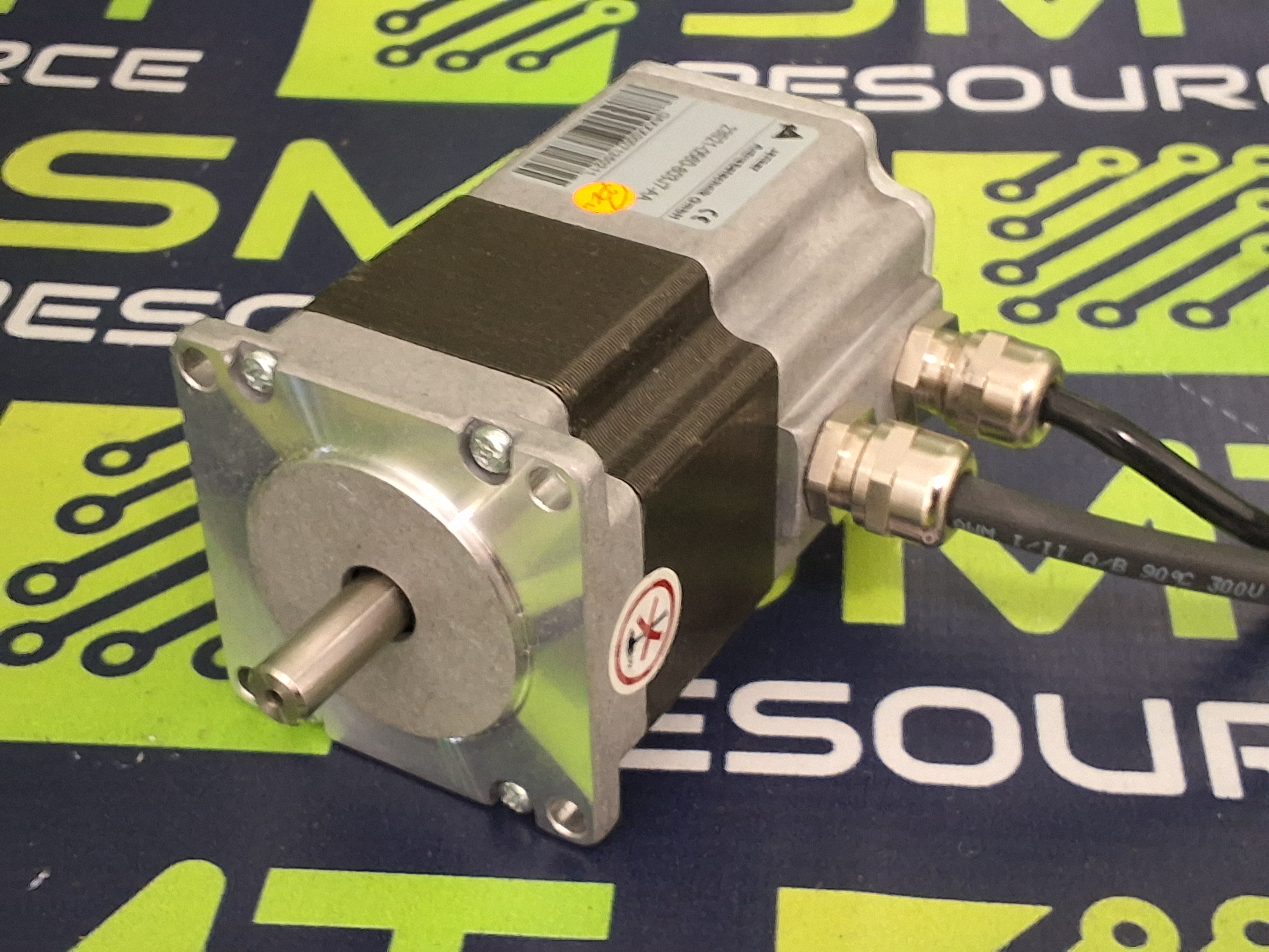 Used JENAER ANTRIEBSTECHNIK 23S21-0560-803J7-AA SERVO MOTOR 