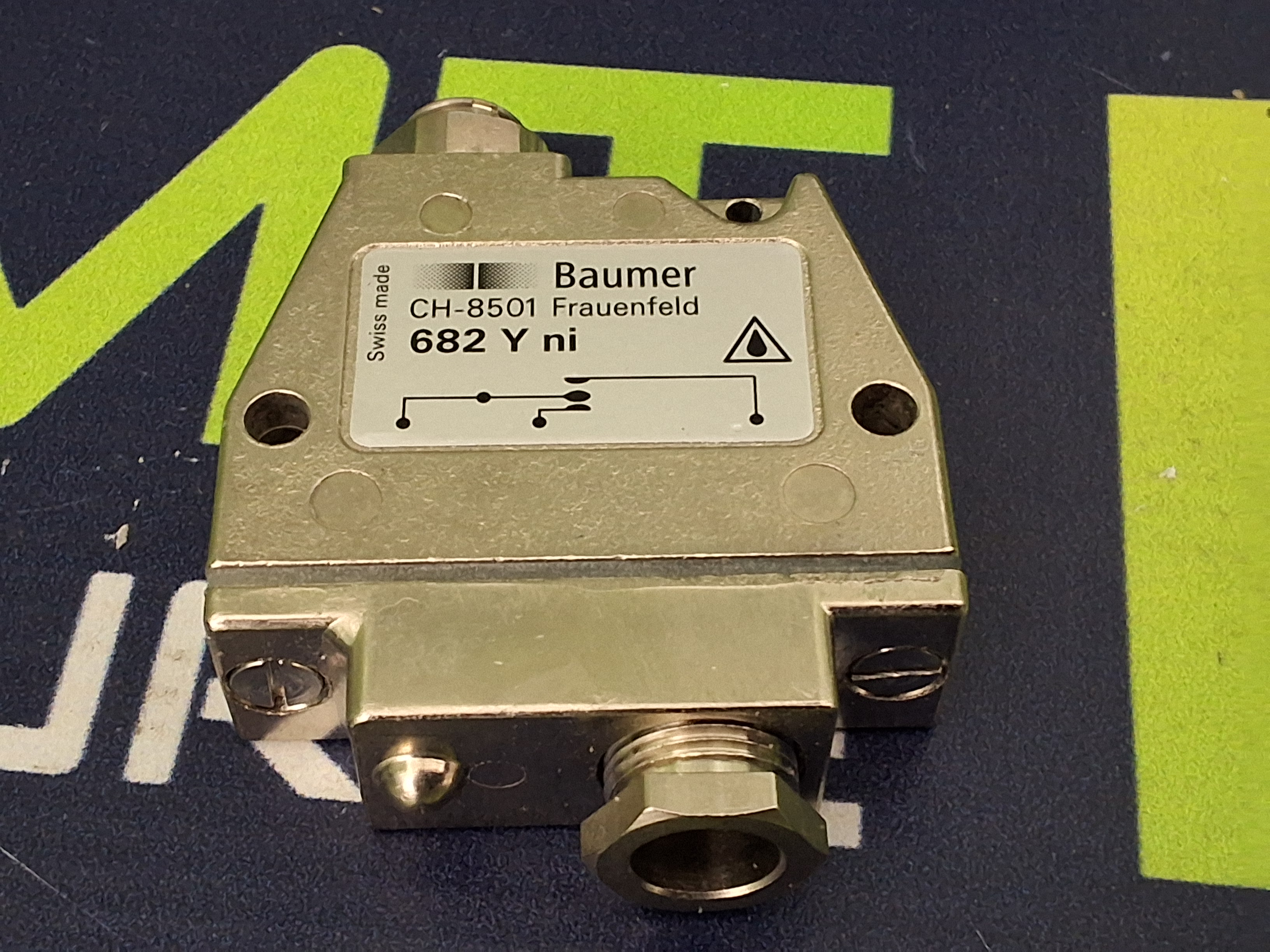 Used BAUMER 682 Y ni MICRO SWITCH / LIMIT SWITCH 682YNI