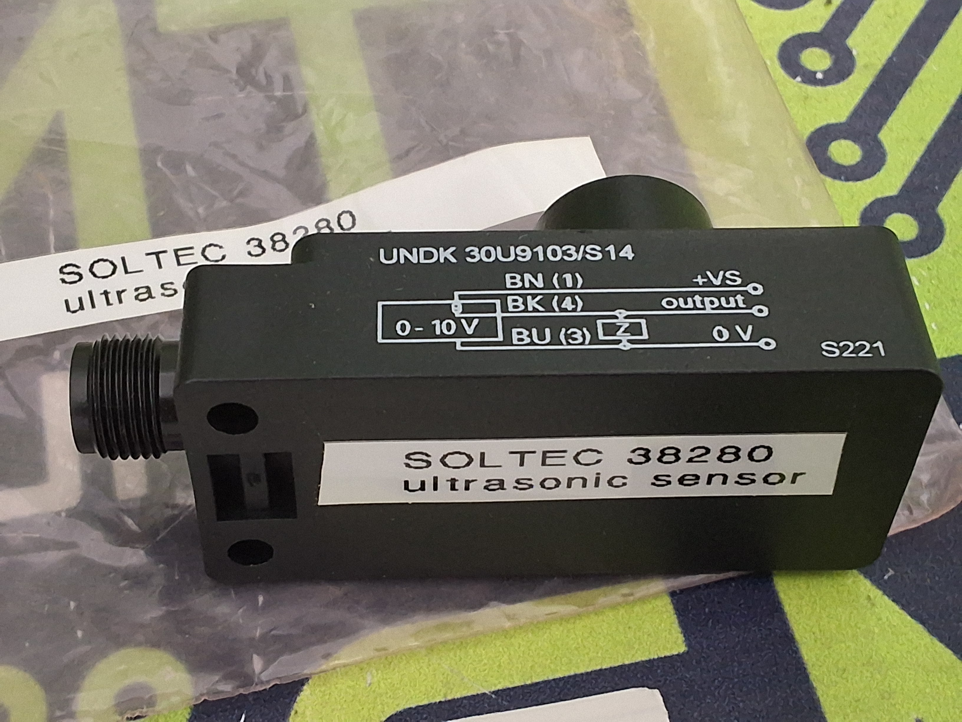 BAUMER ELECTRIC UNDK 30U9103/S14 ULTRASONIC DISTANCE-MEASURING & PROXIMITY SENSOR CH-8501 - BRAND NEW