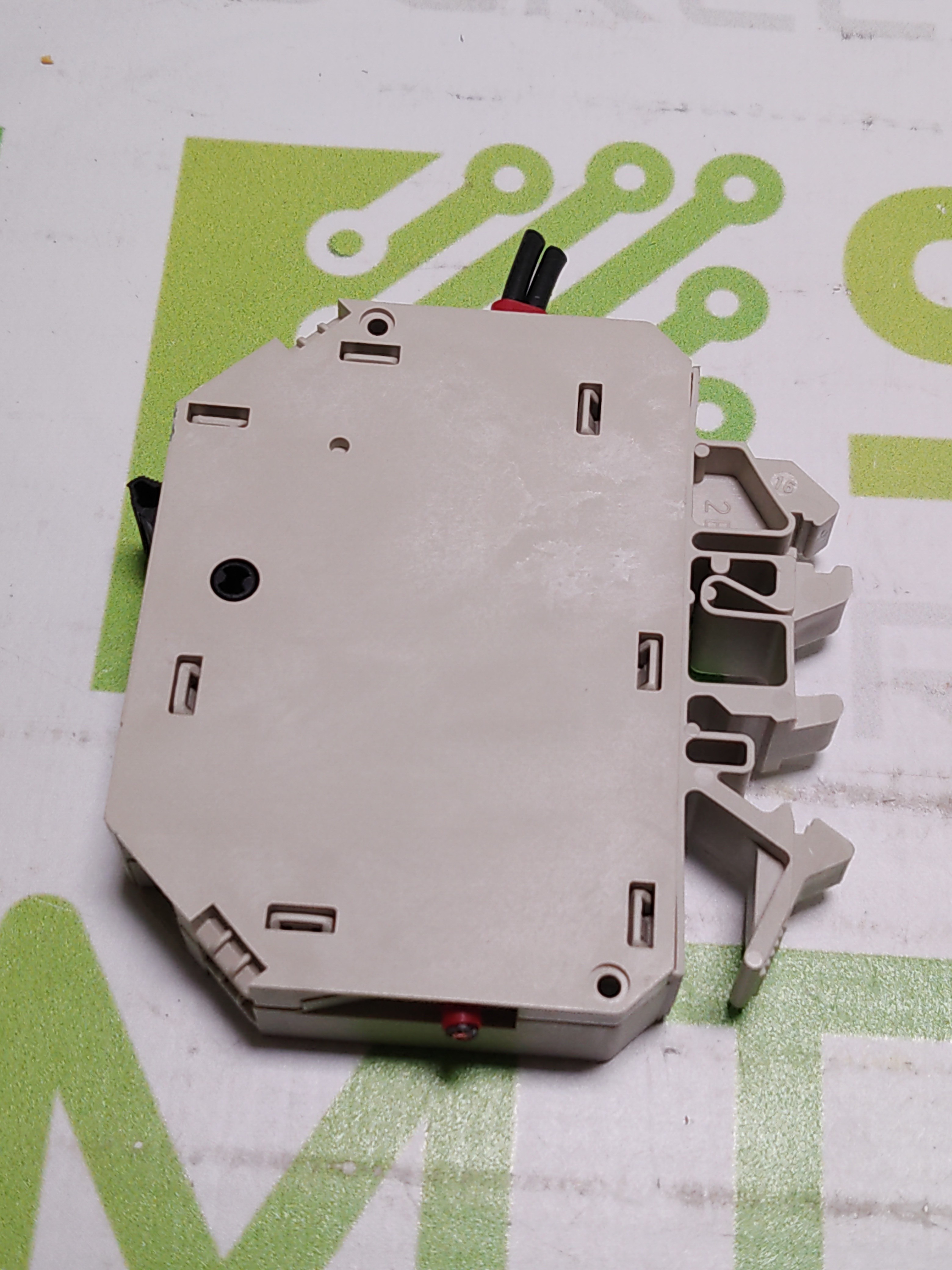 Used SCHNEIDER ELECTRIC TELEMECANIQUE GB2-CB06 1A 1-POLE CIRCUIT BREAKER