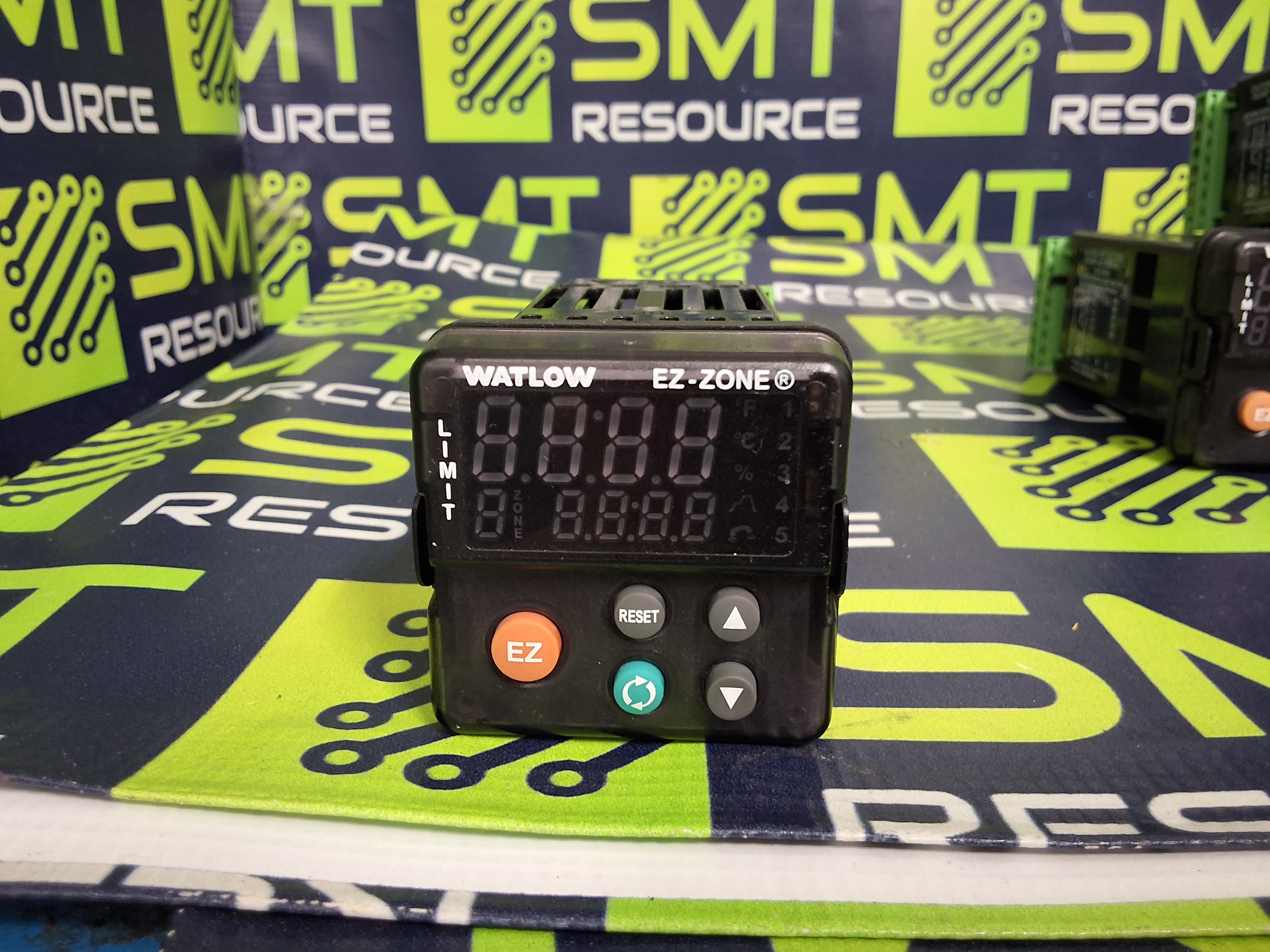 Used WATLOW PM6L1EJ-BAAABAA ELECTRONIC LIMIT CONTROLLER