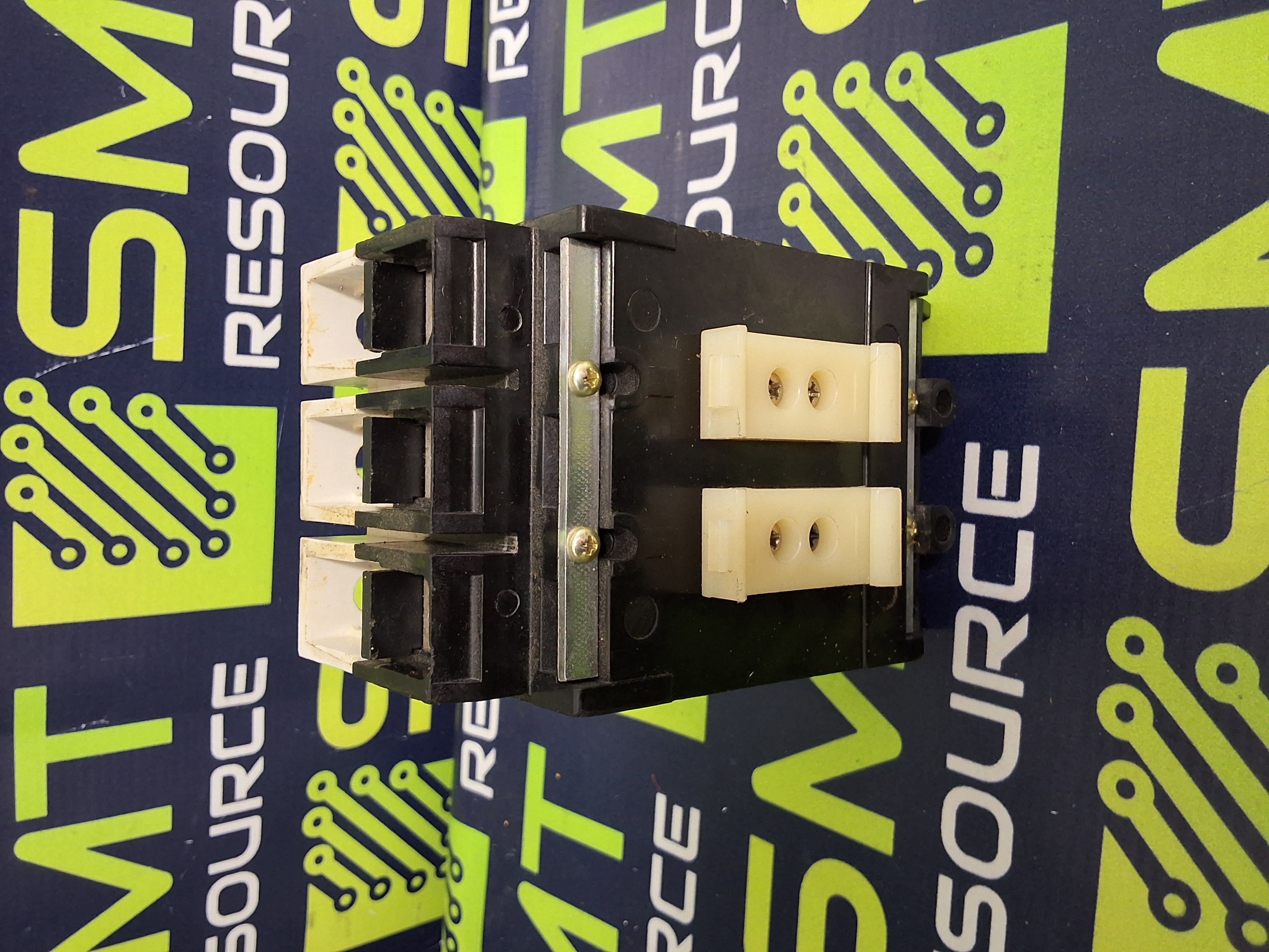 Used EATON GD22k MOLDED-CASE CIRCUIT BREAKER 3-POLE