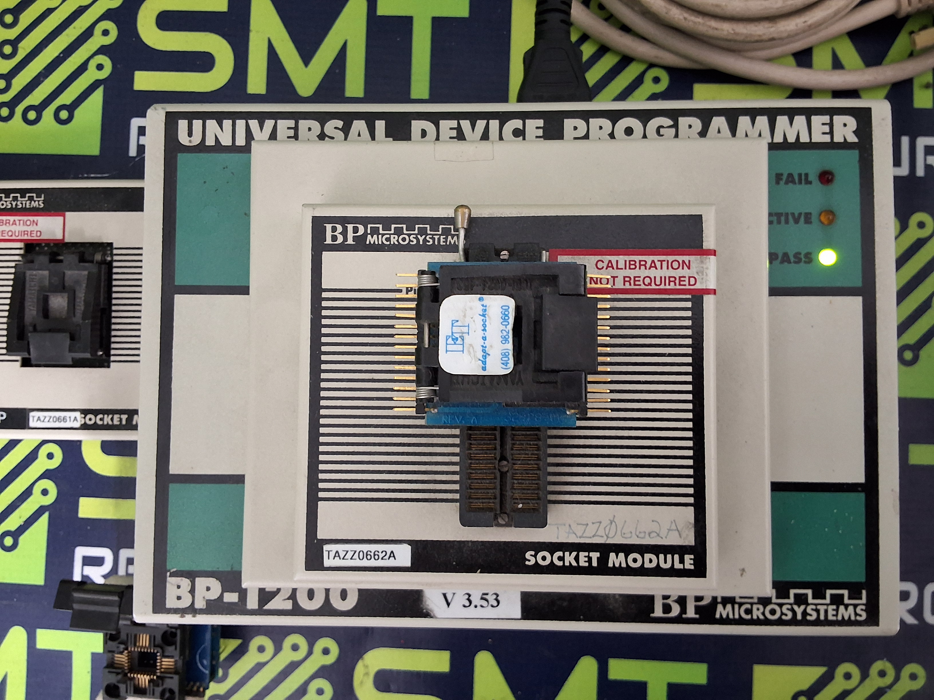 Used BP MICROSYSTEMS BP-1200 UNIVERSAL DEVICE PROGRAMMER WITH SM44P SOCKET MODULE AND CABLES
