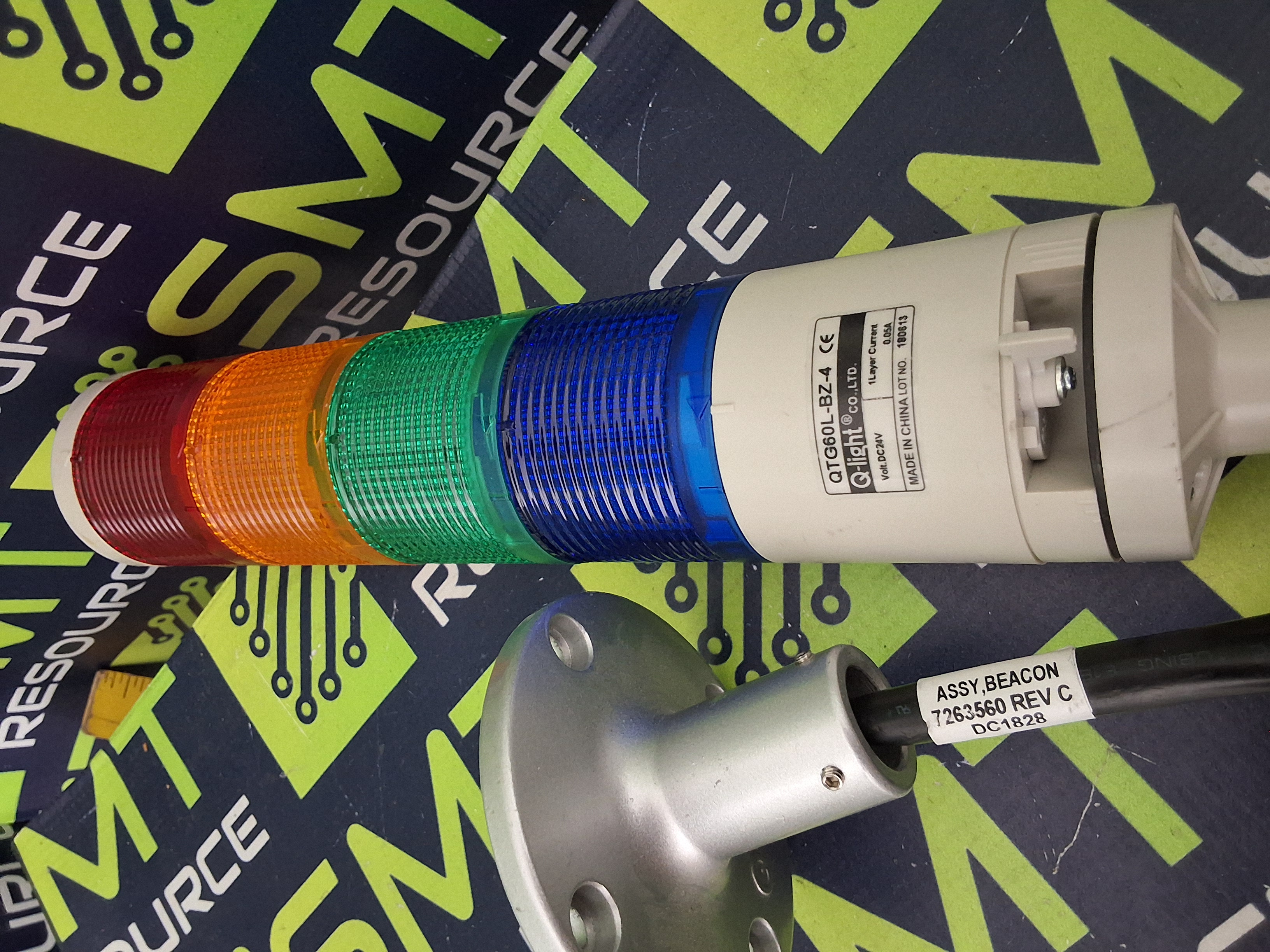 Used QLIGHT QTG60L-BZ-4 INDICATOR / SIGNAL LIGHT