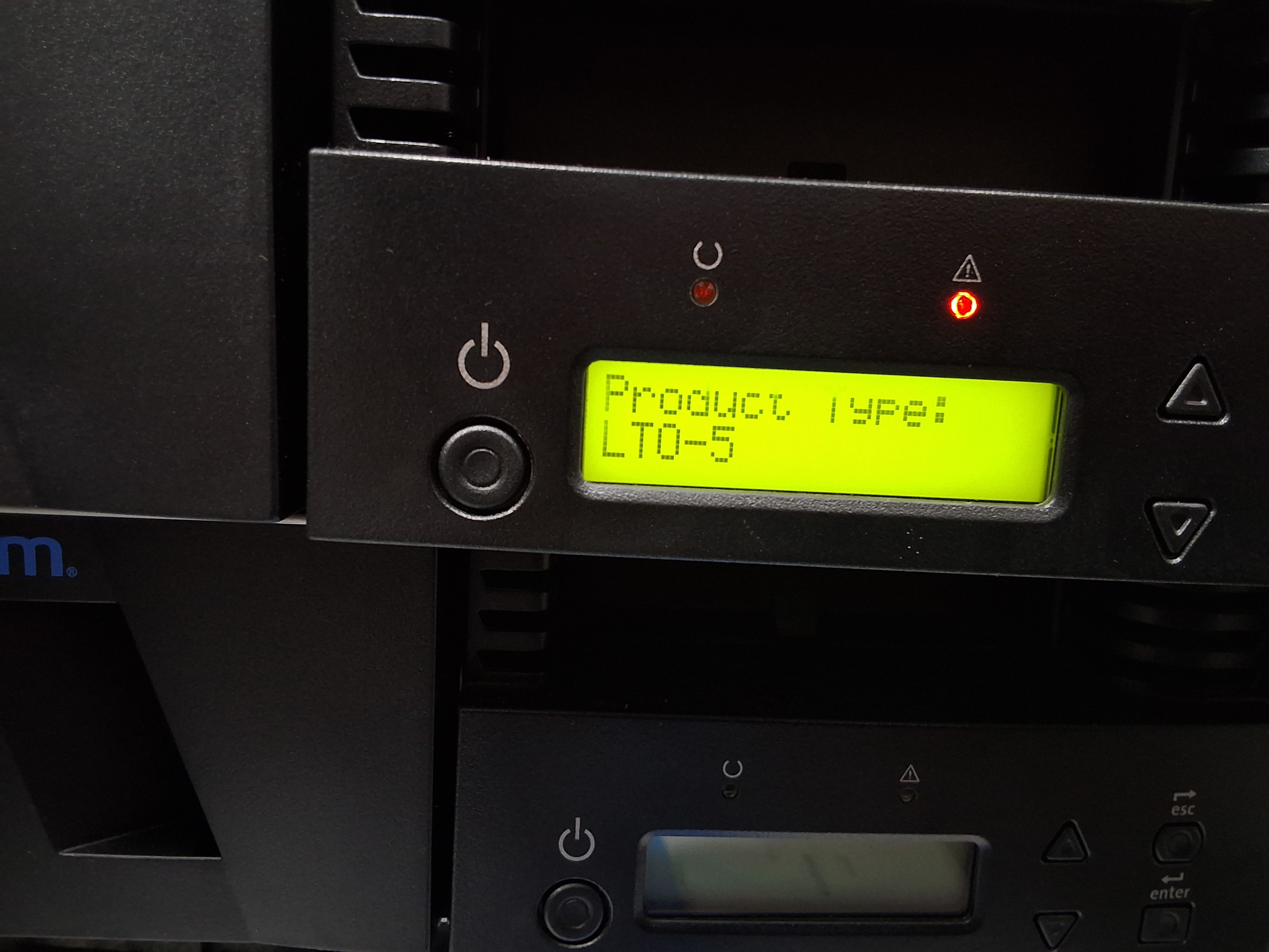 QUANTUM L700 SUPERLOADER 3 TAPE STORAGE AUTOLOADER