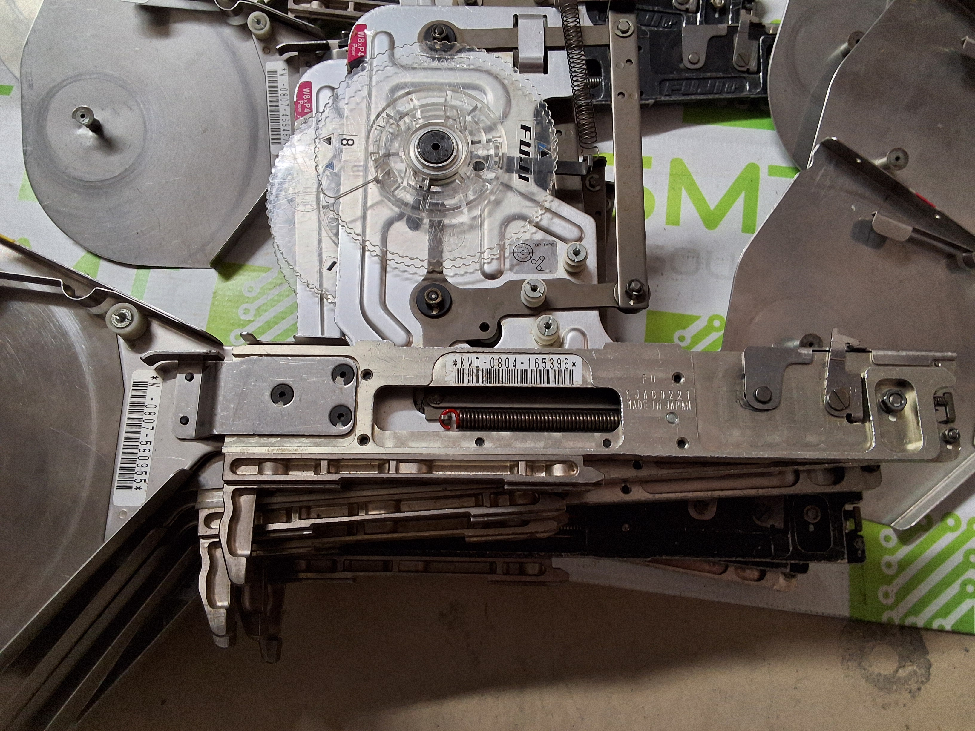 Used FUJI KWD-0804 8x4mm FEEDER