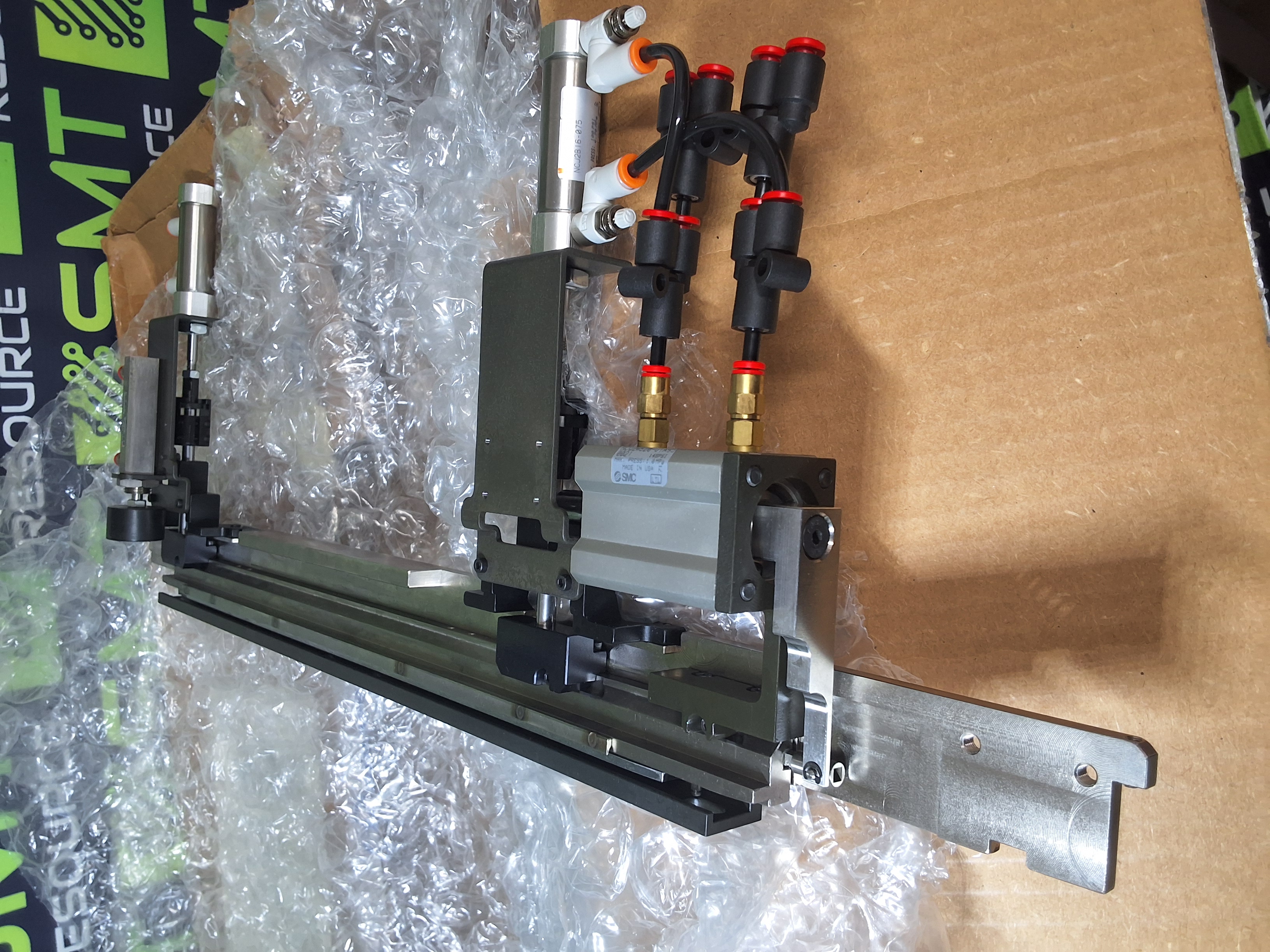 Used UNIVERSAL INSTRUMENTS 47259202 FIX LIFT ASSEMBLY 47260101 REV. D