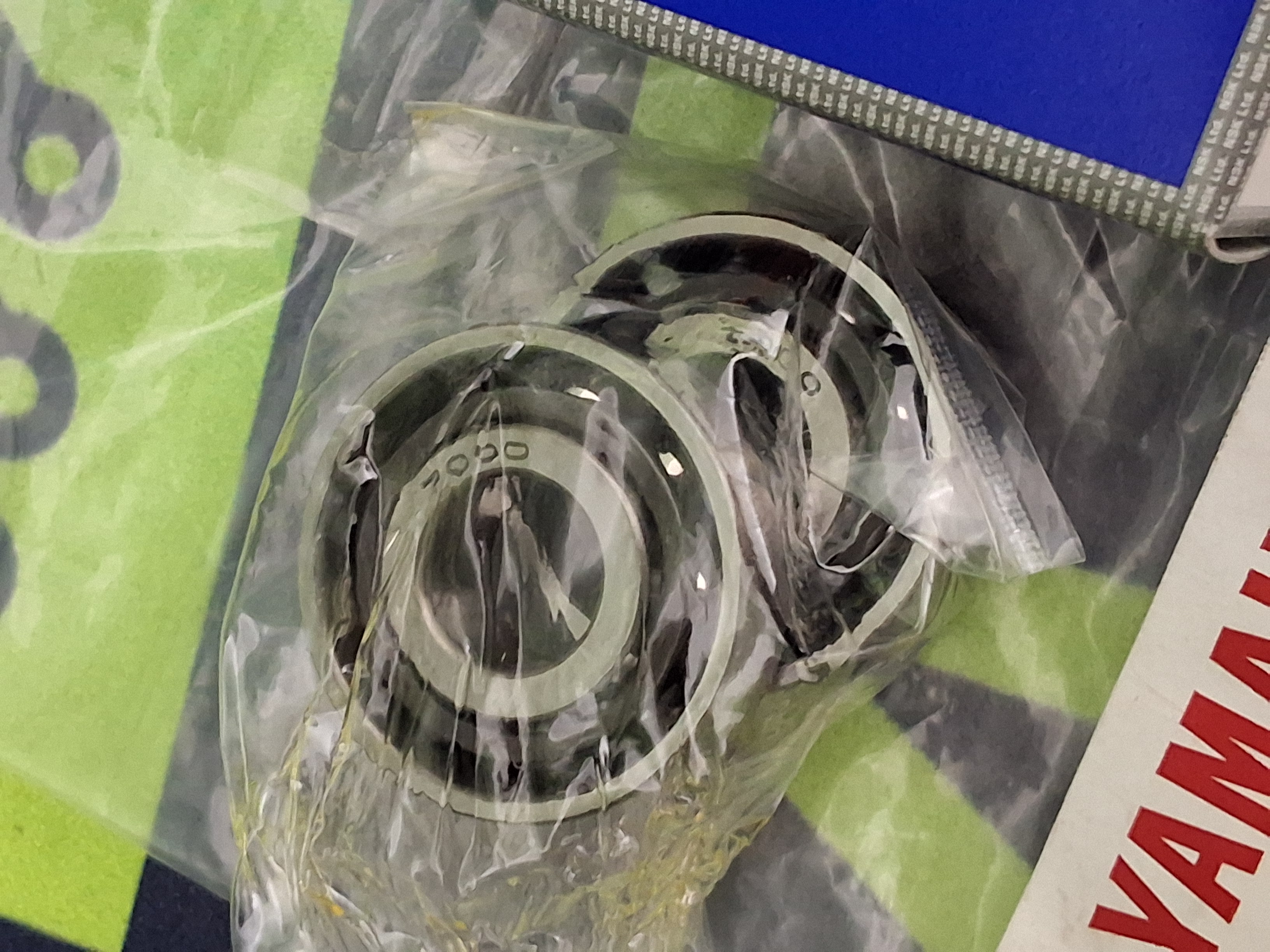 NSK 7000ATYNDFMP5 ANGULAR CONTACT BALL BEARING / YAMAHA 90990-26J014 - LOT OF 2 - BRAND NEW