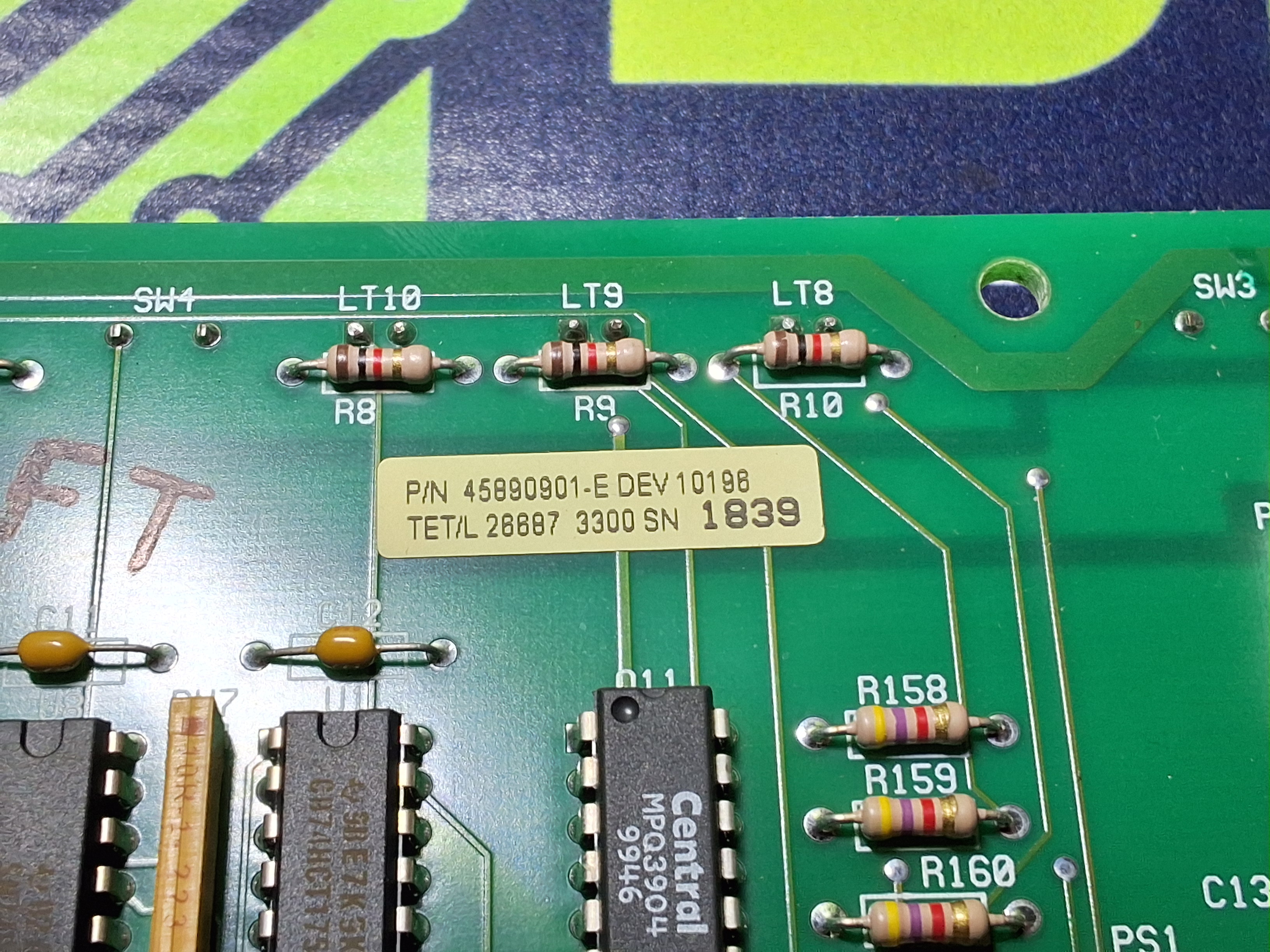 Used UNIVERSAL INSTRUMENTS 46469301 / 45890901 X-Y AMP INTERFACE ASSEMBLY 