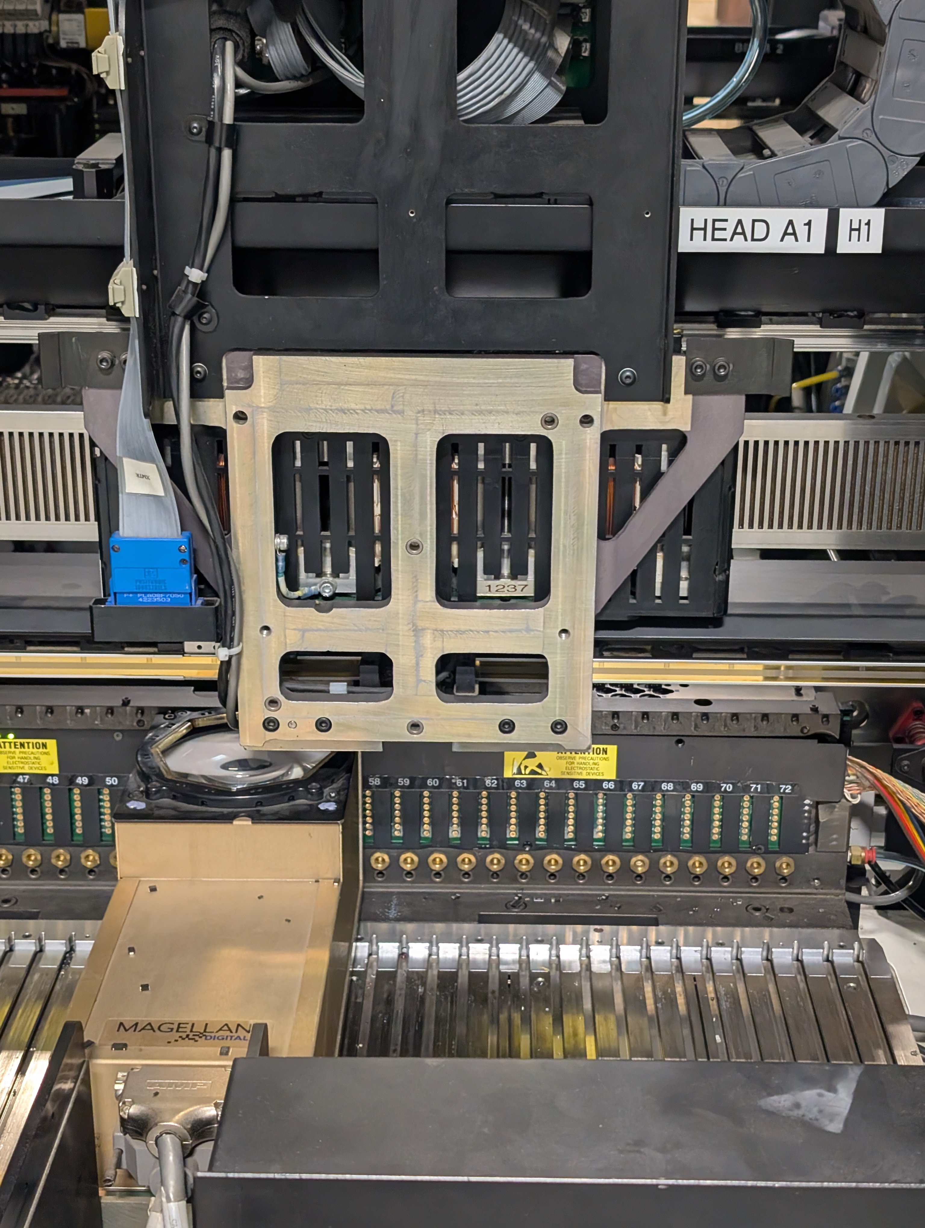 Used UIC GX-14D Pick and Place Machine