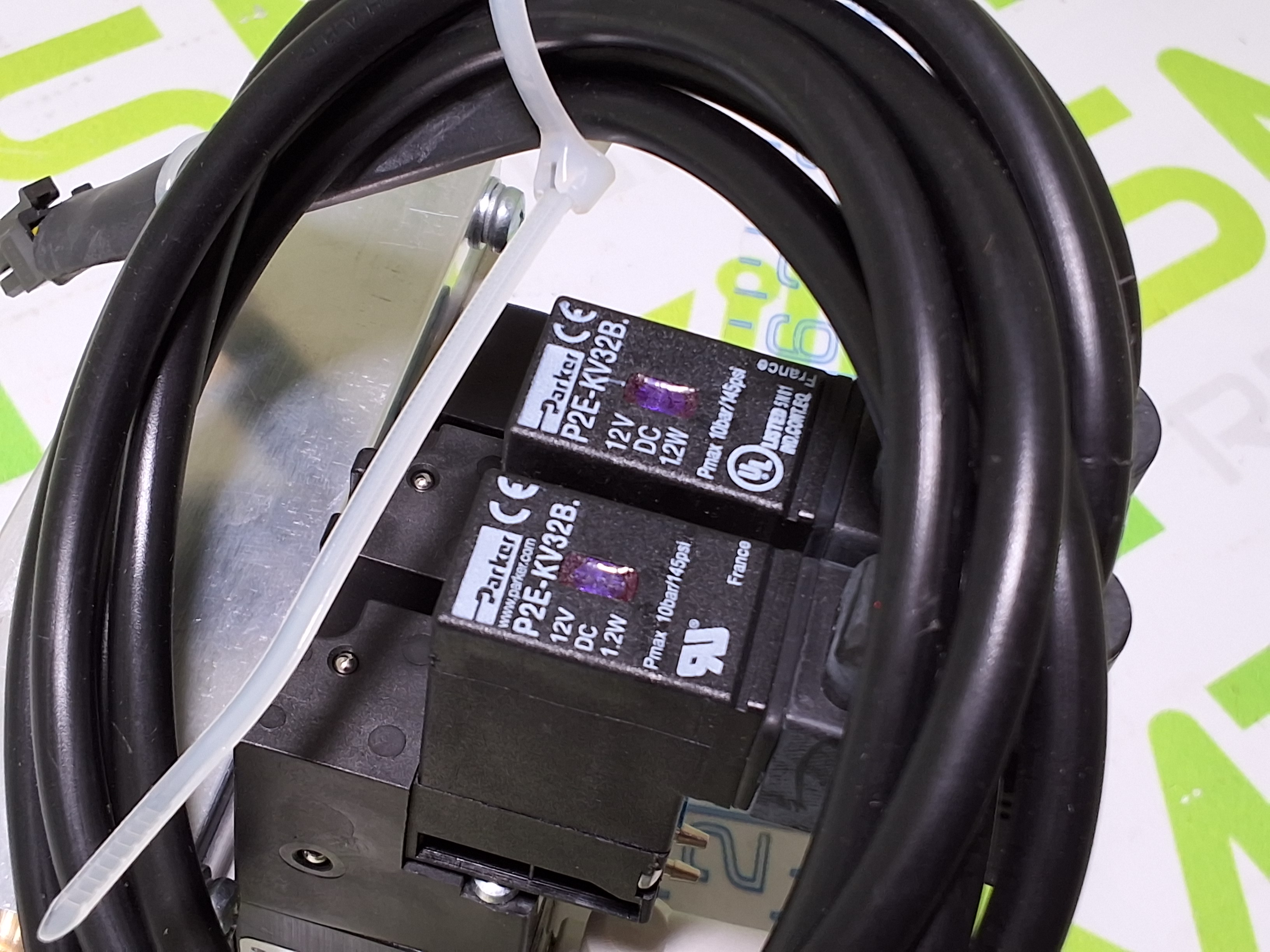 Used PARKER B3E0BB545C SOLENOID AIR CONTROL VALVE