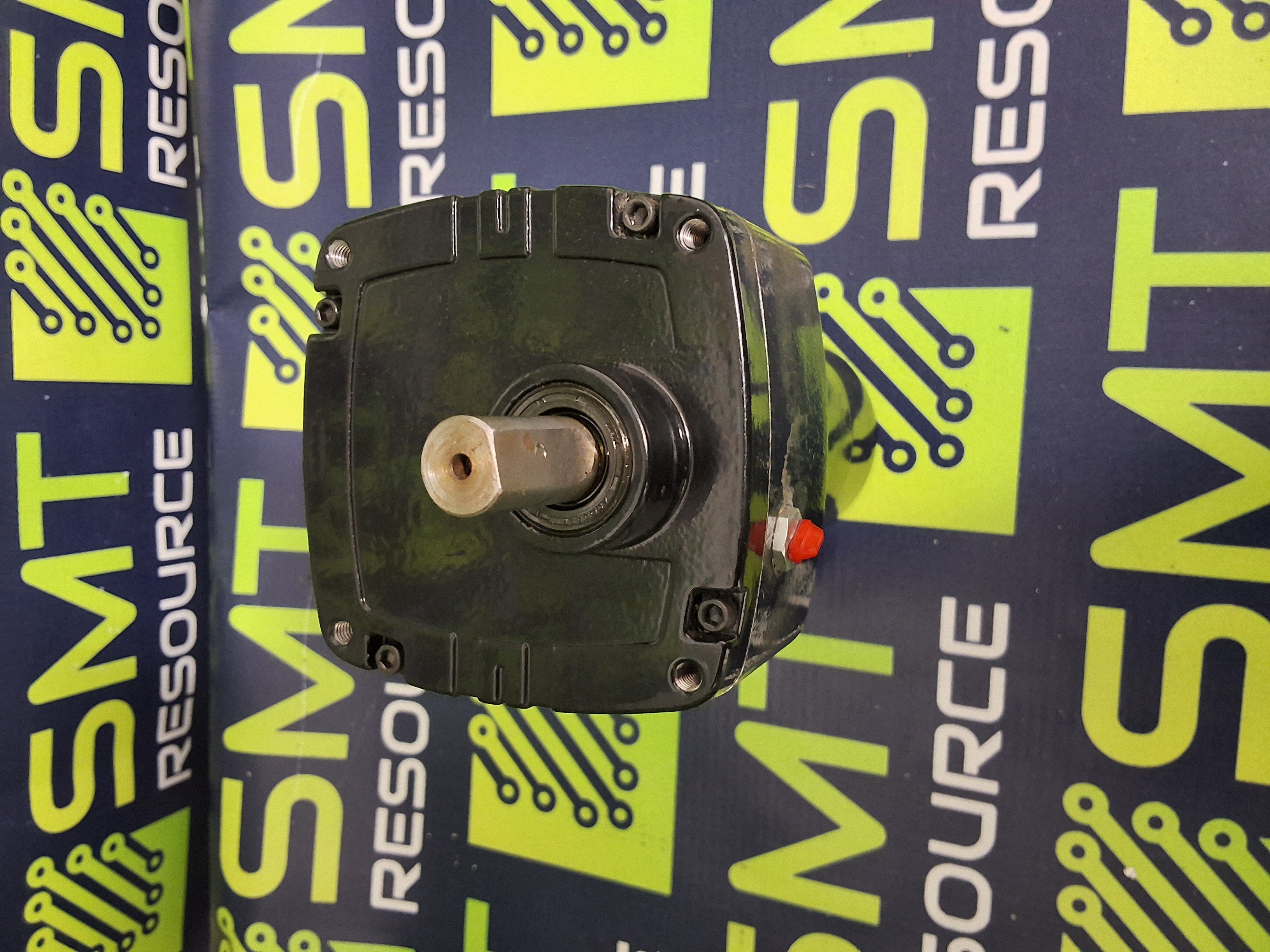 Used BODINE ELECTRIC 24A2BEPM-D3 DC GEARMOTOR 130V .30A 1/29HP 12:1 208RPM