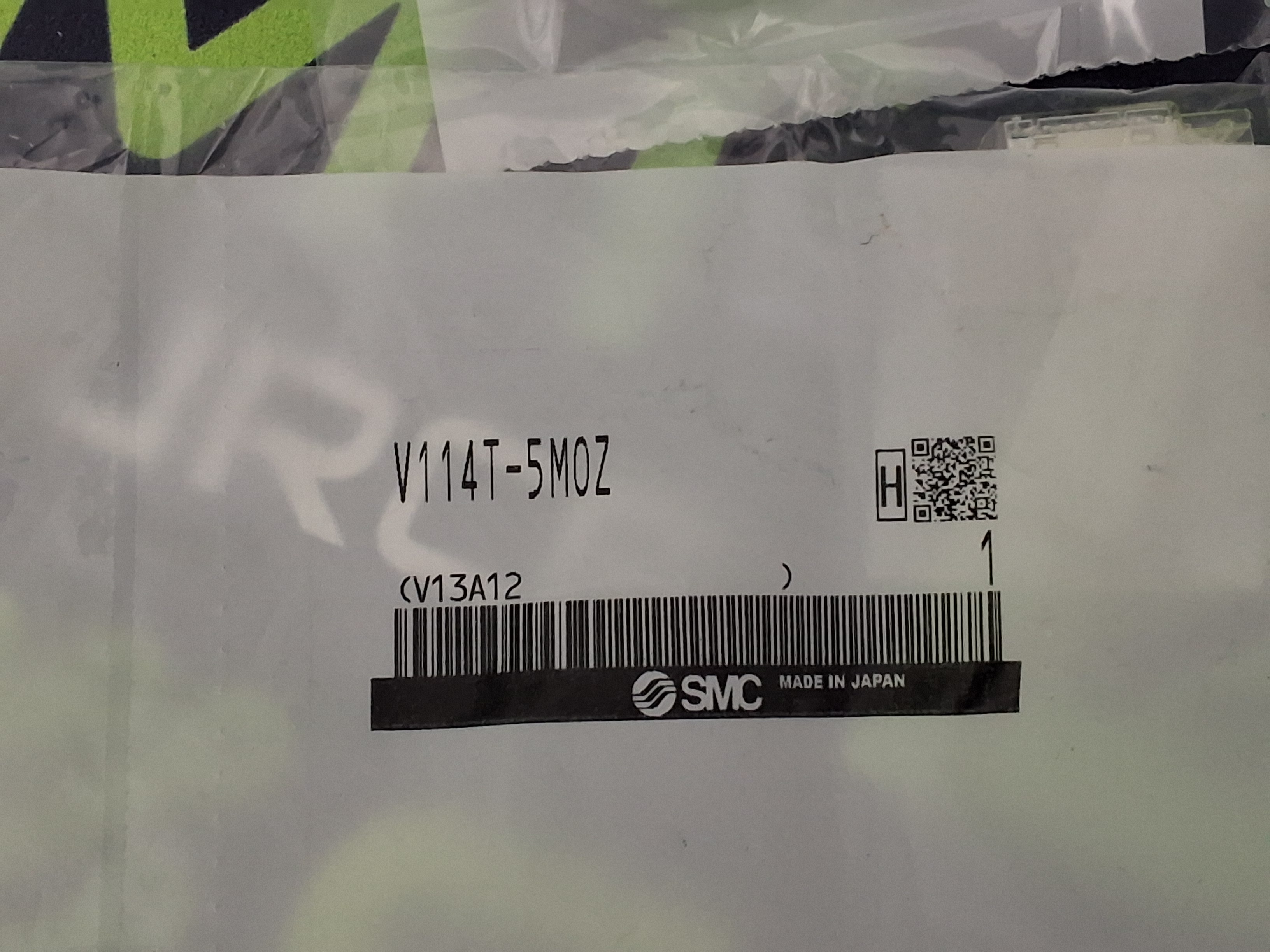 SMC V114T-5MOZ SOLENOID VALVE - BRAND NEW