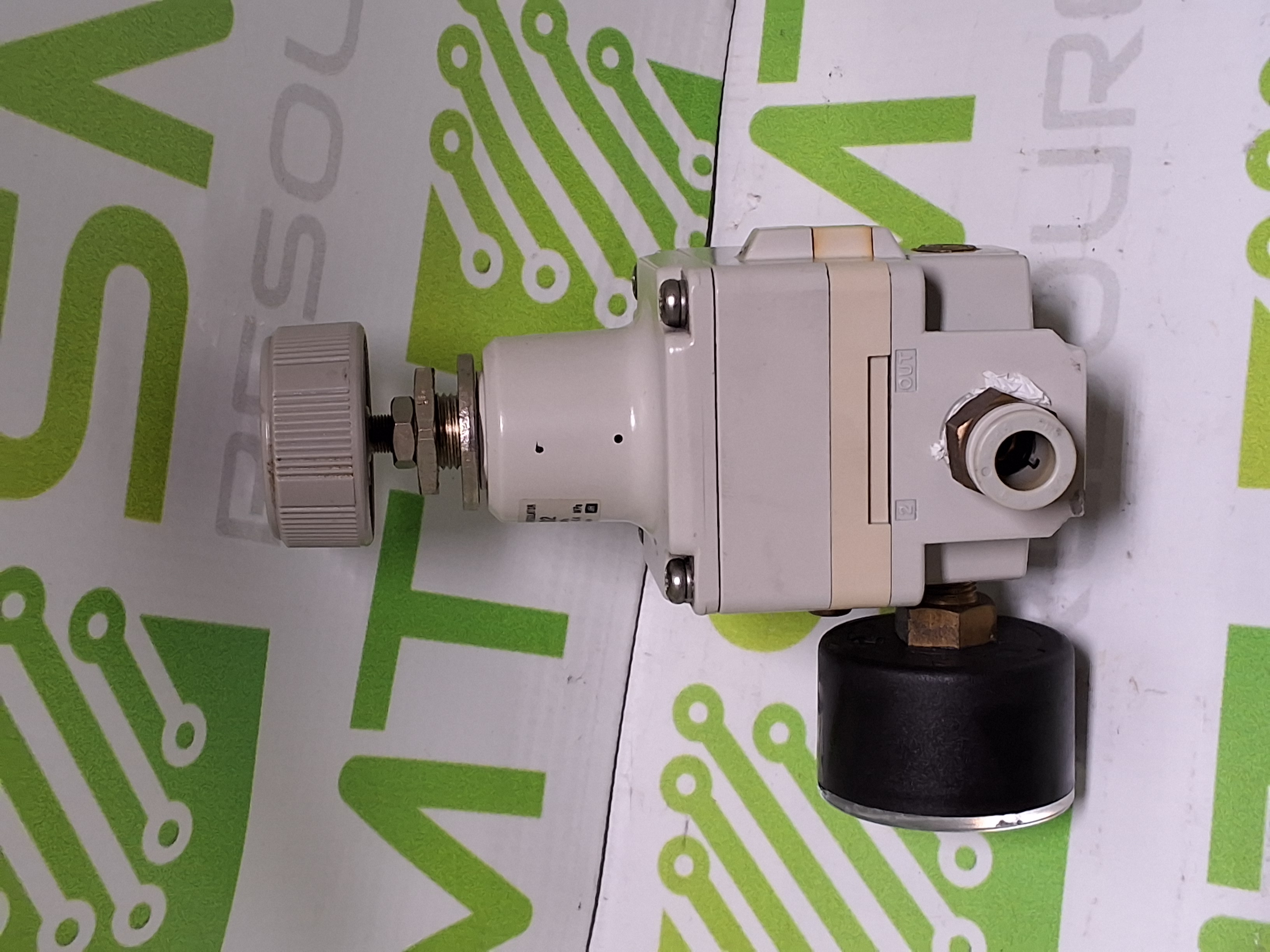 Used SMC IR2010-02 PRECISION REGULATOR