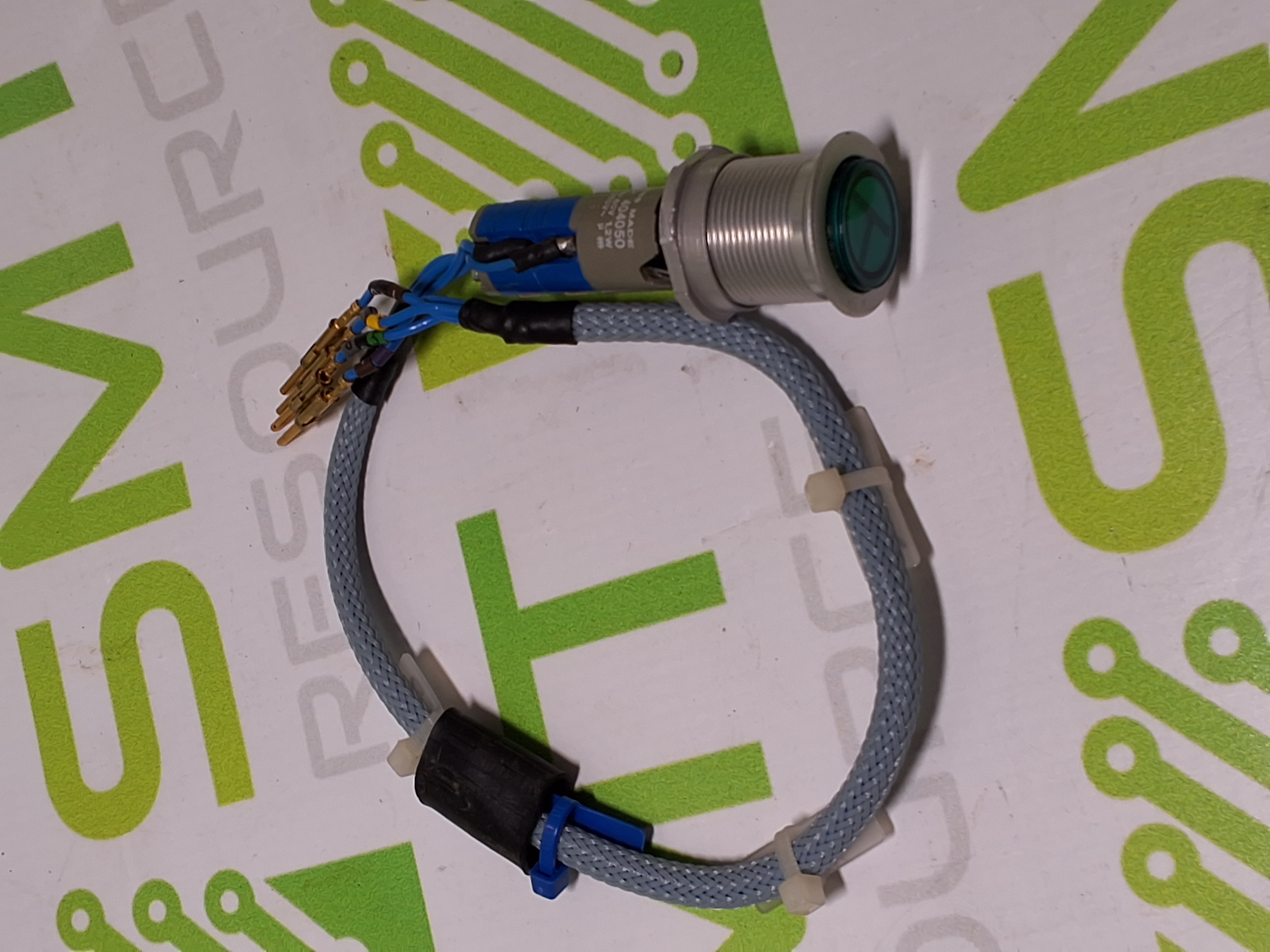 Used UNIVERSAL INSTRUMENTS 119076  JOG SWITCH RIGHT