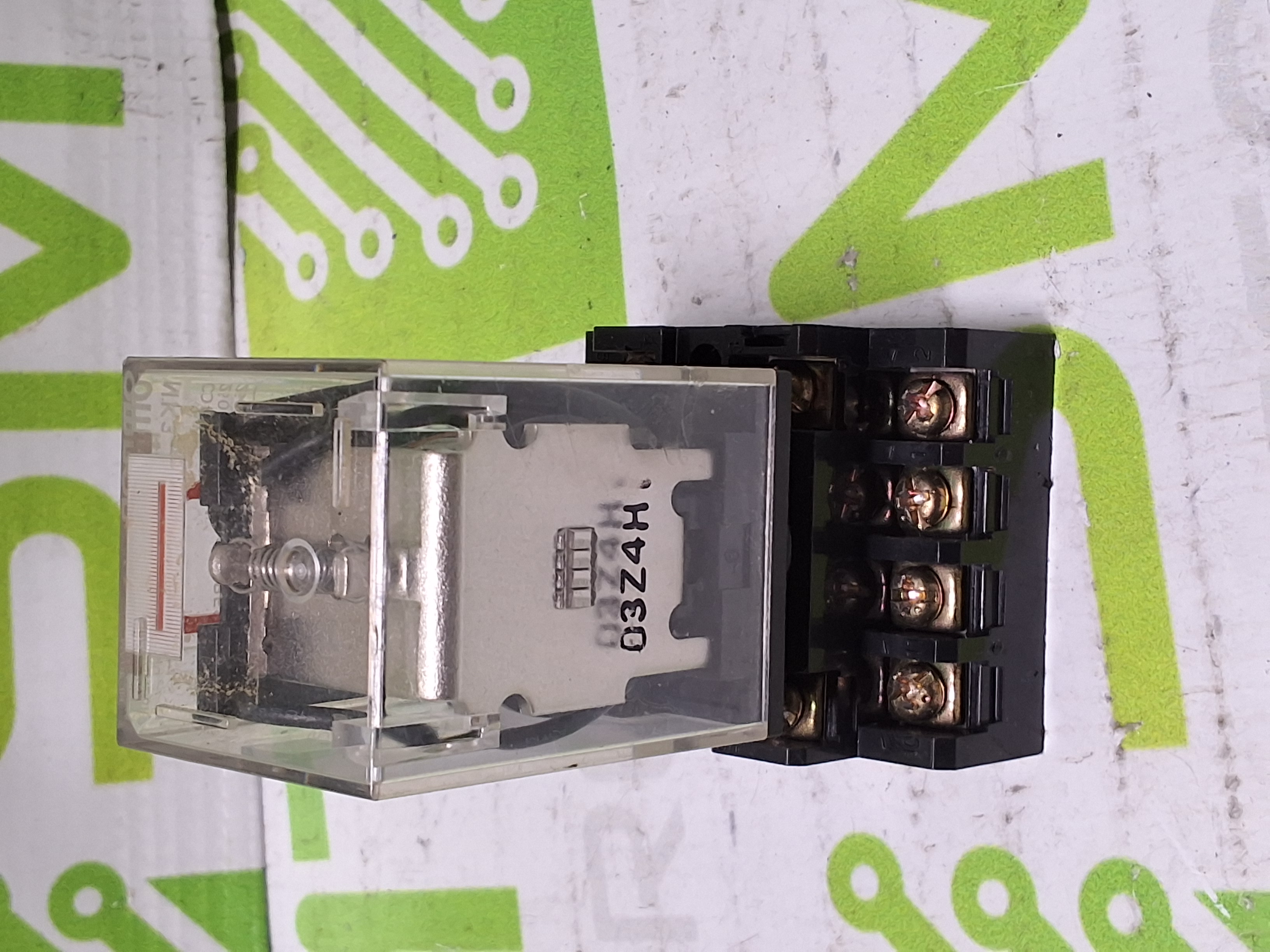 Used OMRON MK3P-I GENERAL PURPOSE RELAY 10A 250VAC