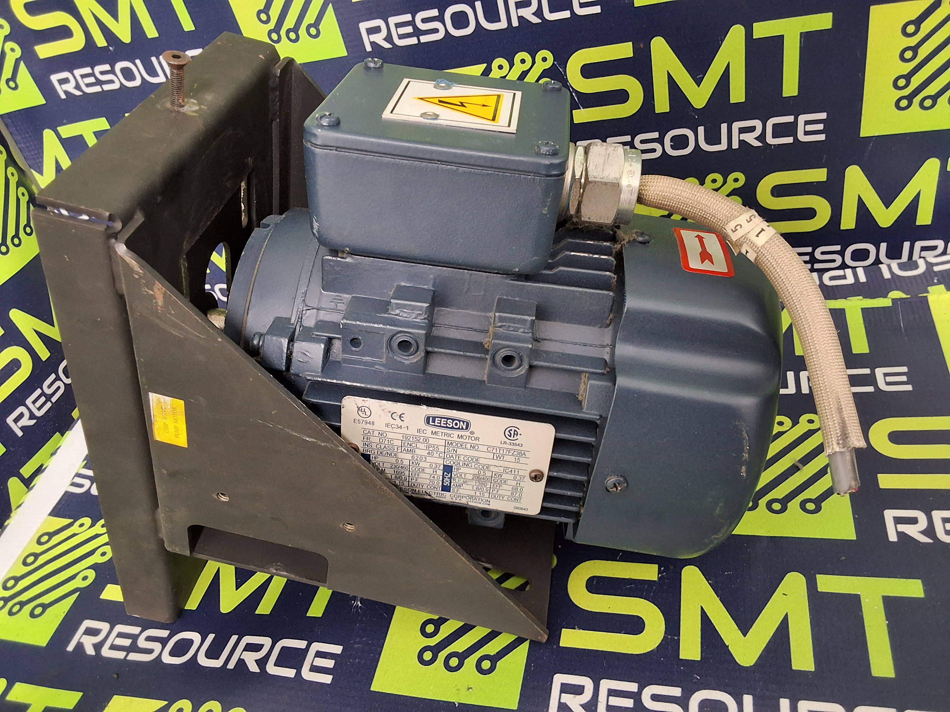 Used LEESON C71T17FZ38A / 192152.00 IEC METRIC MOTOR 60/50Hz