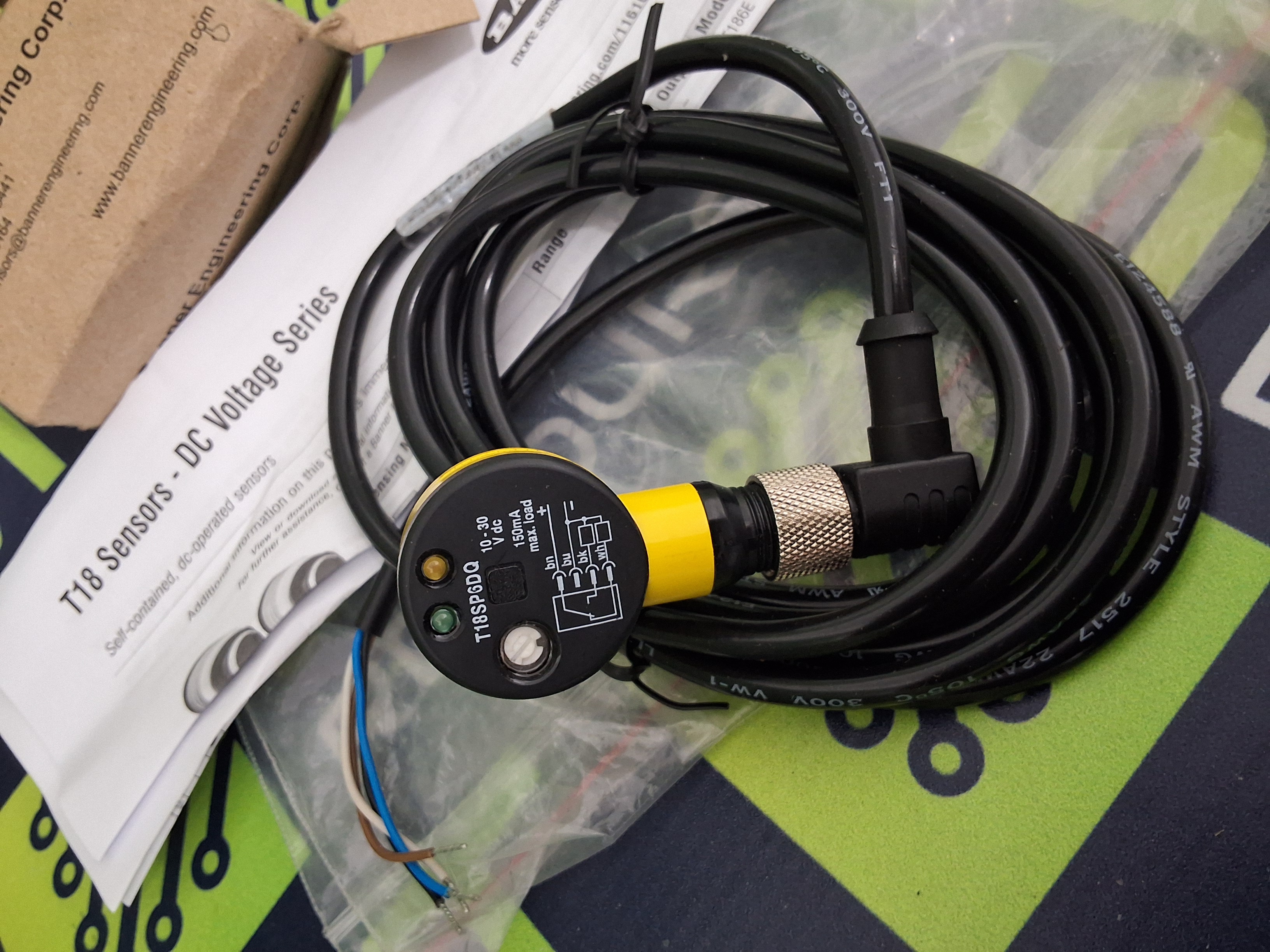 BANNER T18SP6DQ / 34631 PHOTOELECTRIC SENSOR WITH MQDC-406RA CABLE - BRAND NEW