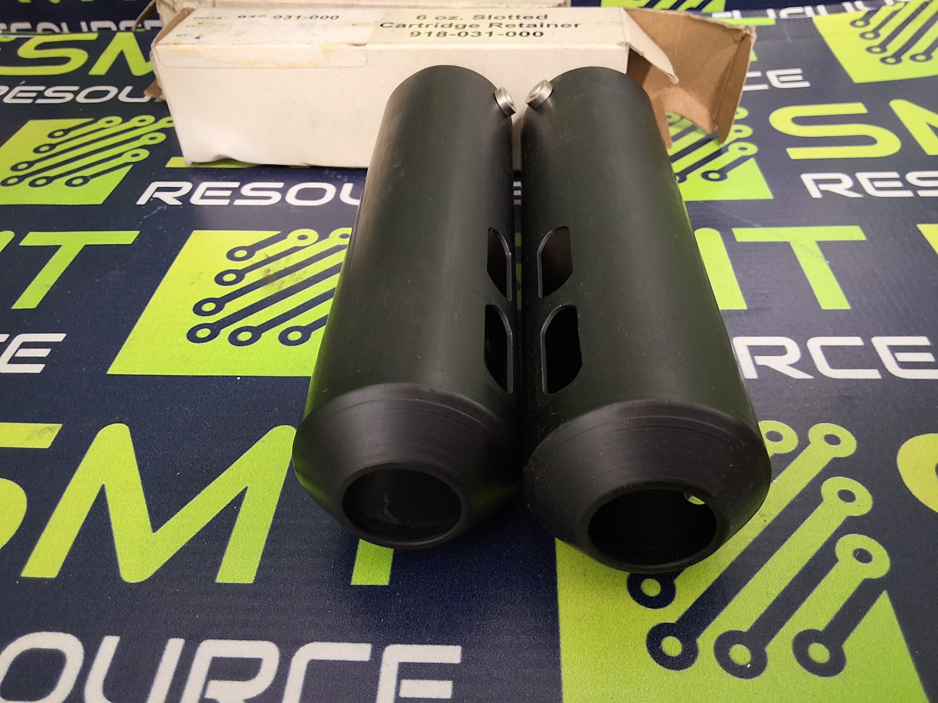 Used TECHCON 918-031-000 ALUMINUM 6oz SLOTTED CARTRIDGE RETAINER - LOT OF 2 UNITS -