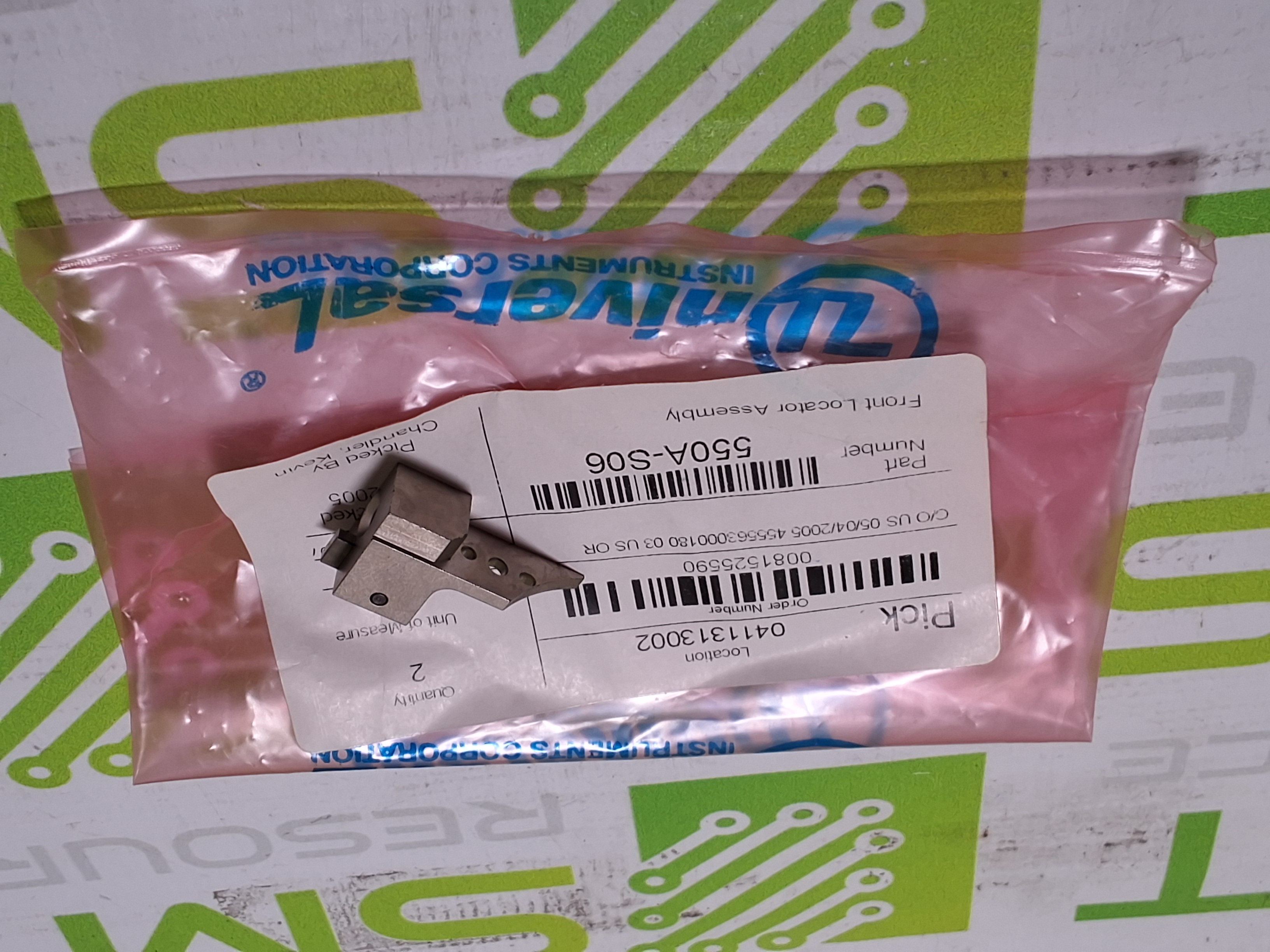 Used UNIVERSAL INSTRUMENTS 550A-S06 FRONT LOCATOR ASSEMBLY