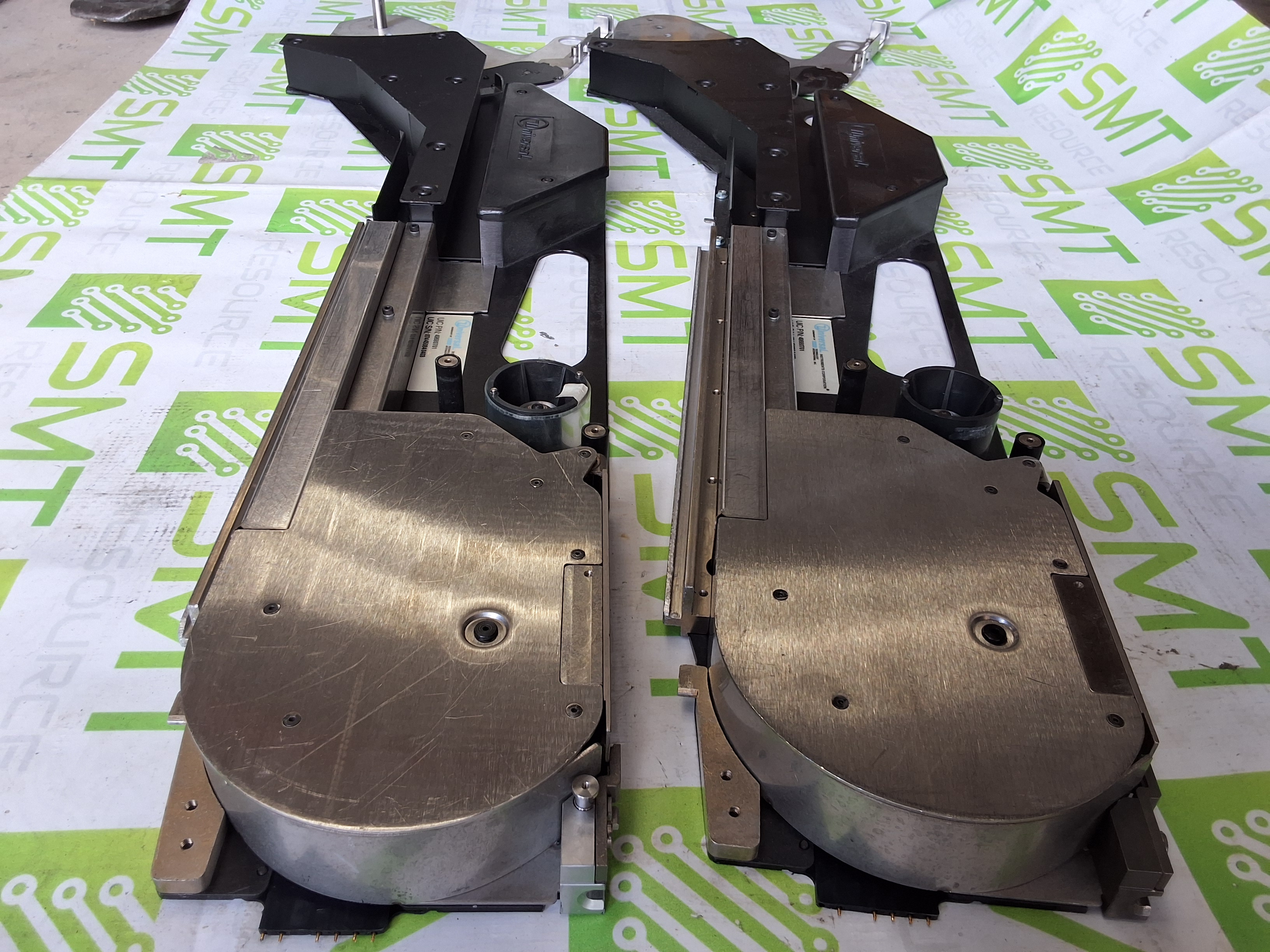 Used UNIVERSAL INSTRUMENTS 49680701 32mm GREEN PRECISION-PRO MULTI-PITCH FEEDER