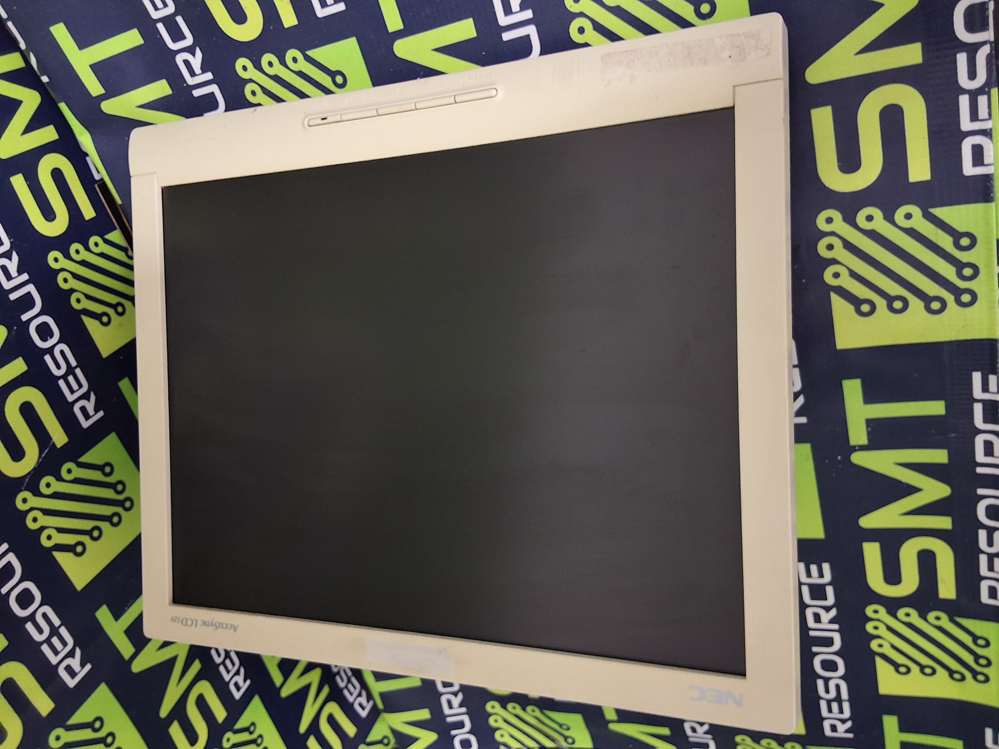 Used NEC AccuSync ASLCD52V FLAT-PANEL LCD MONITOR 52V L154F0