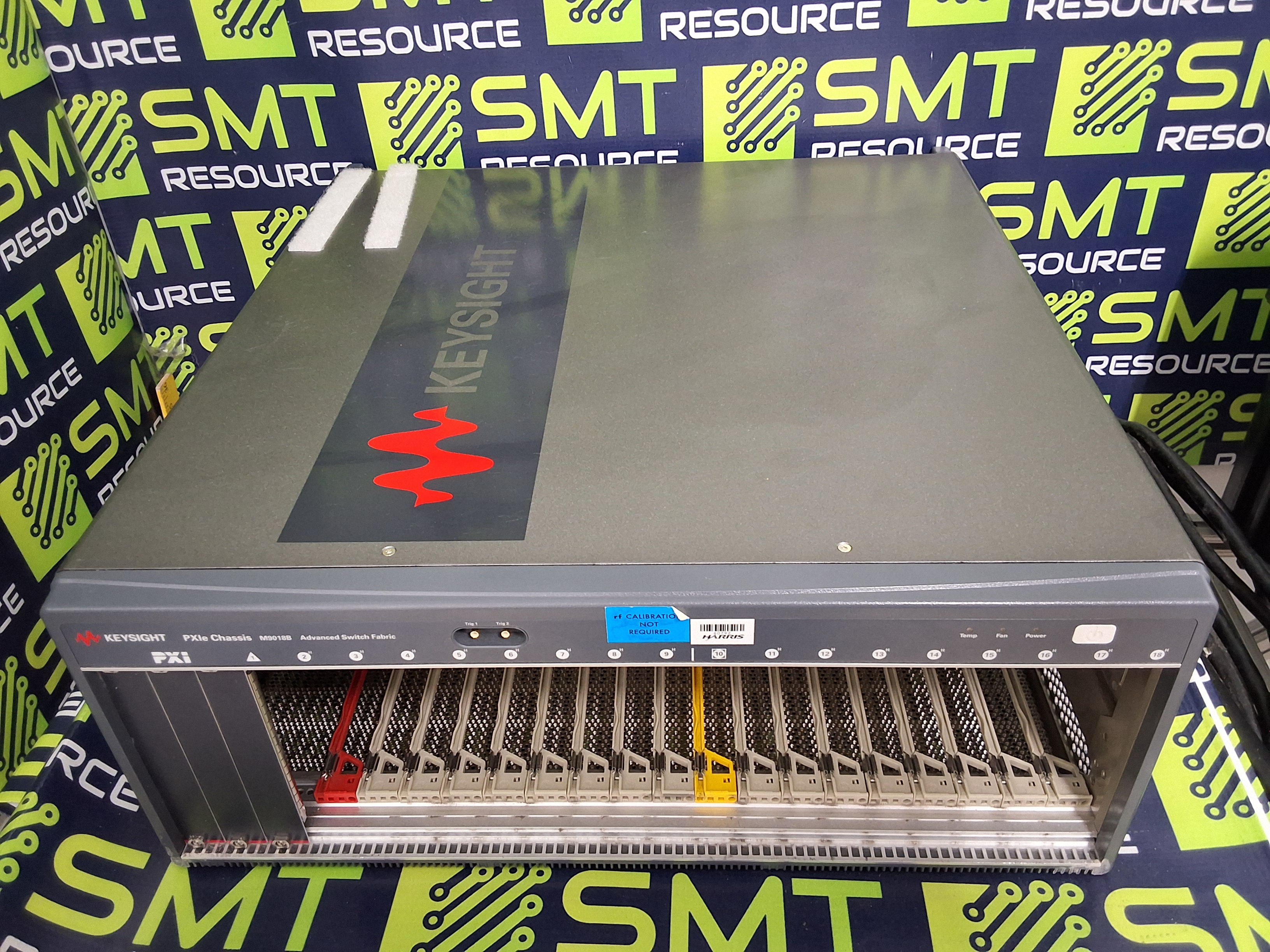 Used KEYSIGHT PXIe CHASSIS M9018B ADVANCED SWITCH FABRIC 18-SLOT 220/240V 1300W