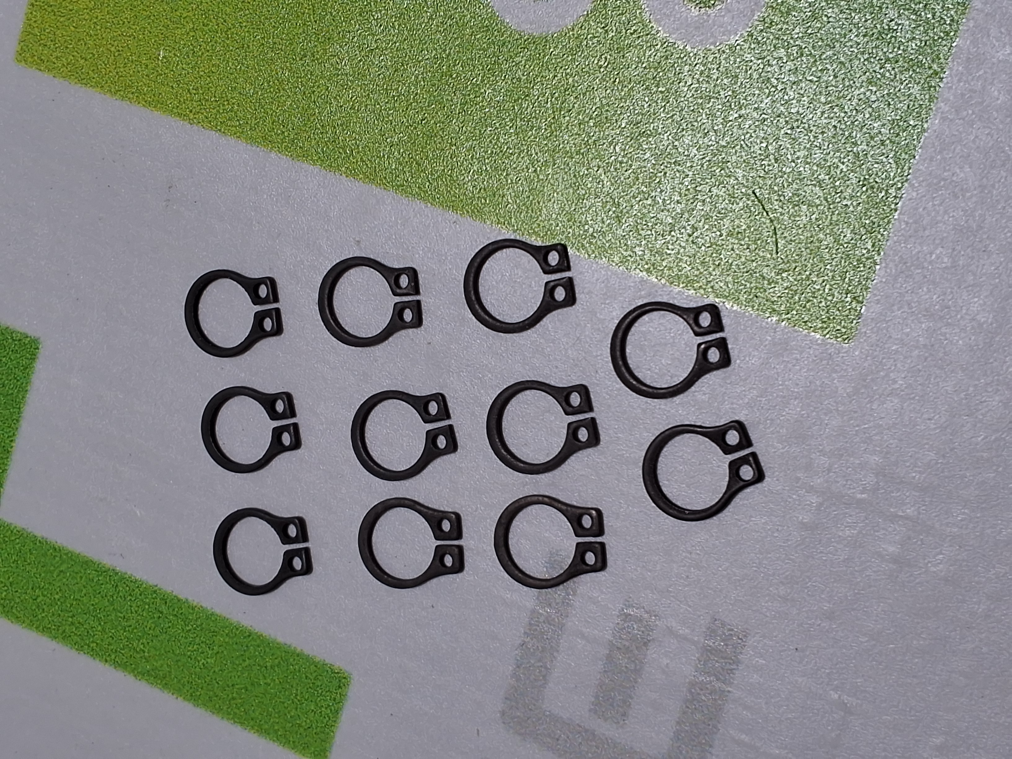 UNIVERSAL INSTRUMENTS BLKM06331 RET RING 5100-25 - LOT OF 13 - NEW