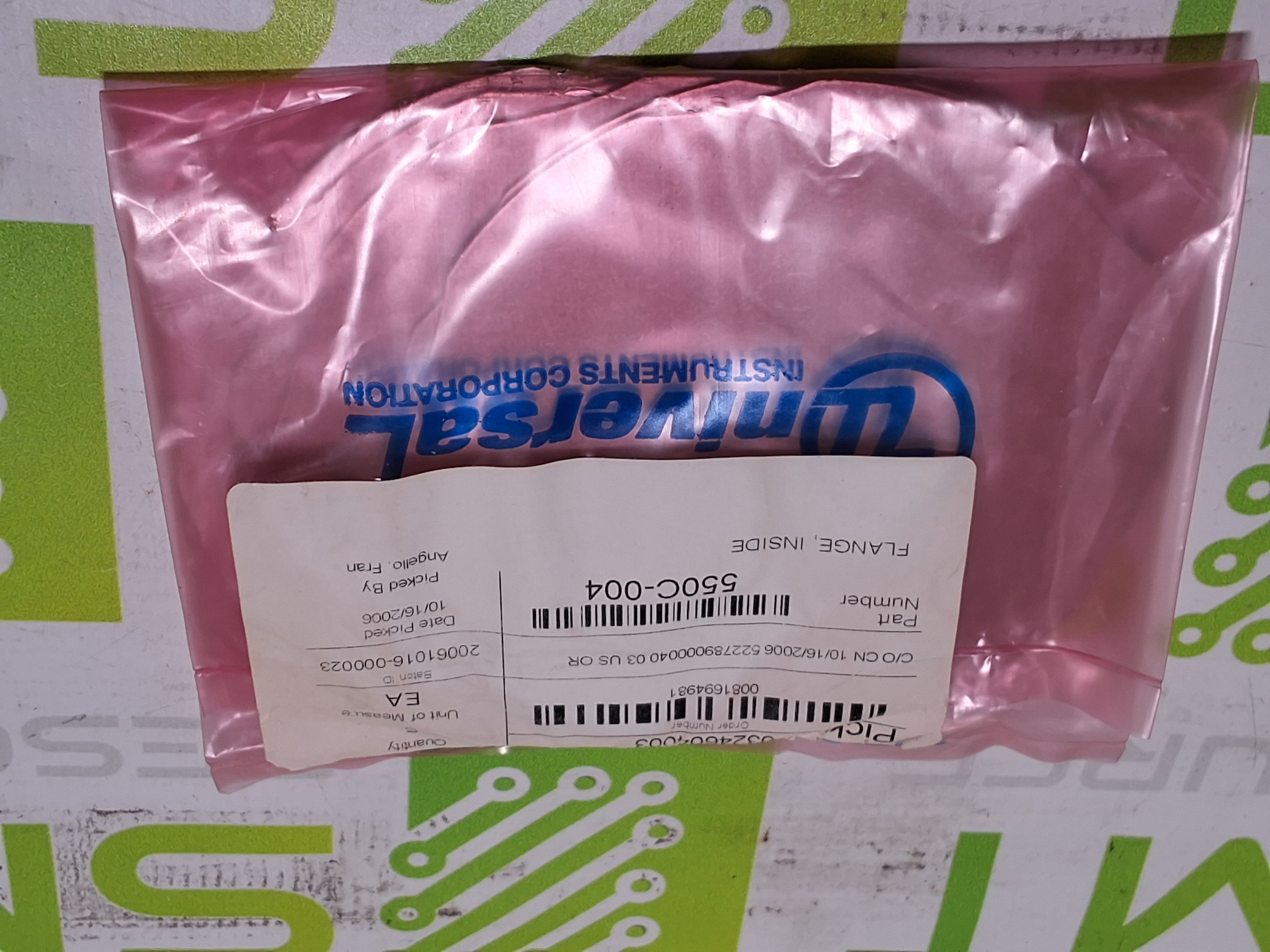 Used UNIVERSAL INSTRUMENTS 550C-004 INSIDE FLANGE - LOT OF 5 -