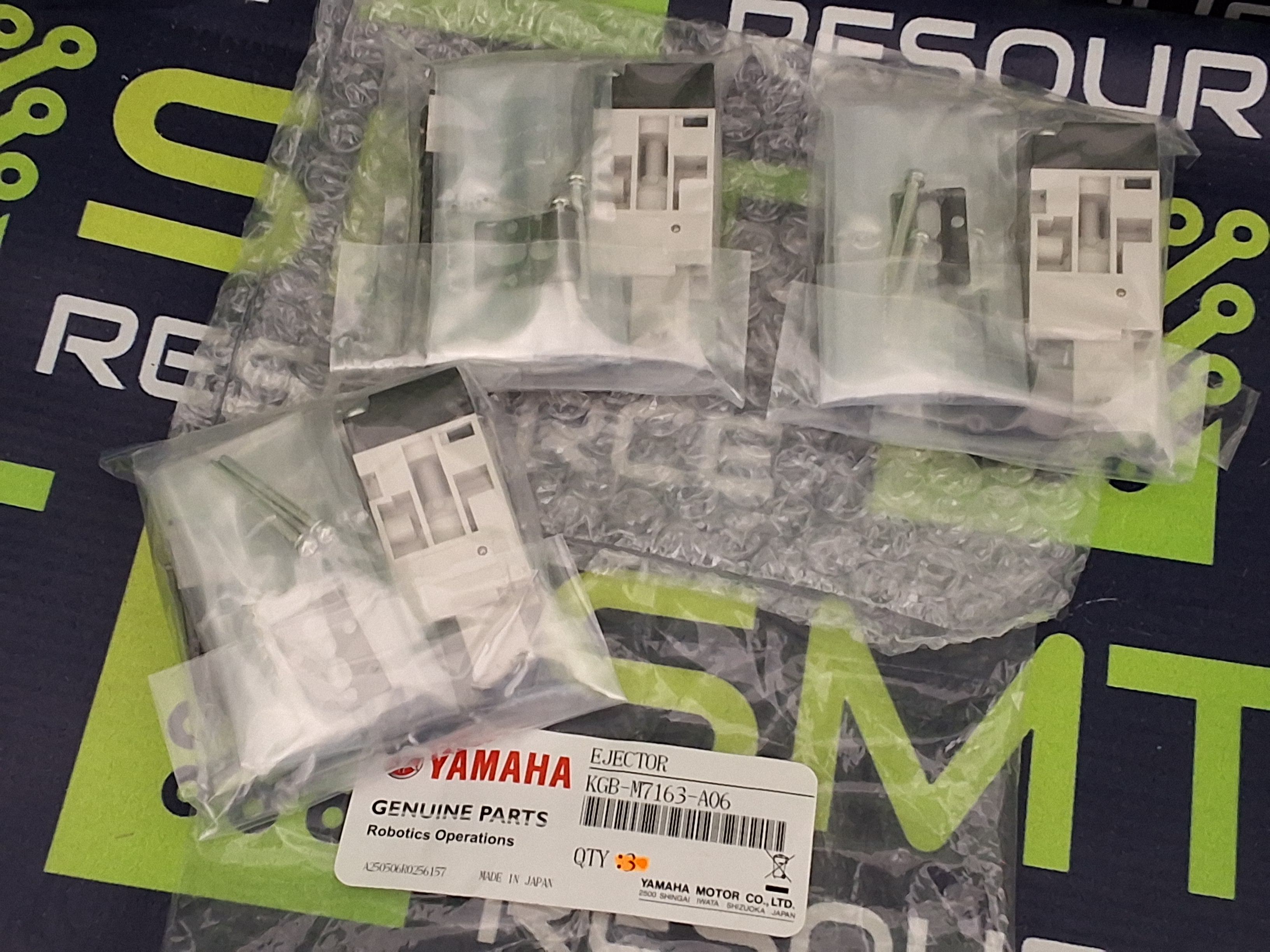 KOGANEI AME05-E2-PSL-10W VACUUM EJECTOR / SOLENOID VALVE YAMAHA KGB-M7163-A06 - BRAND NEW