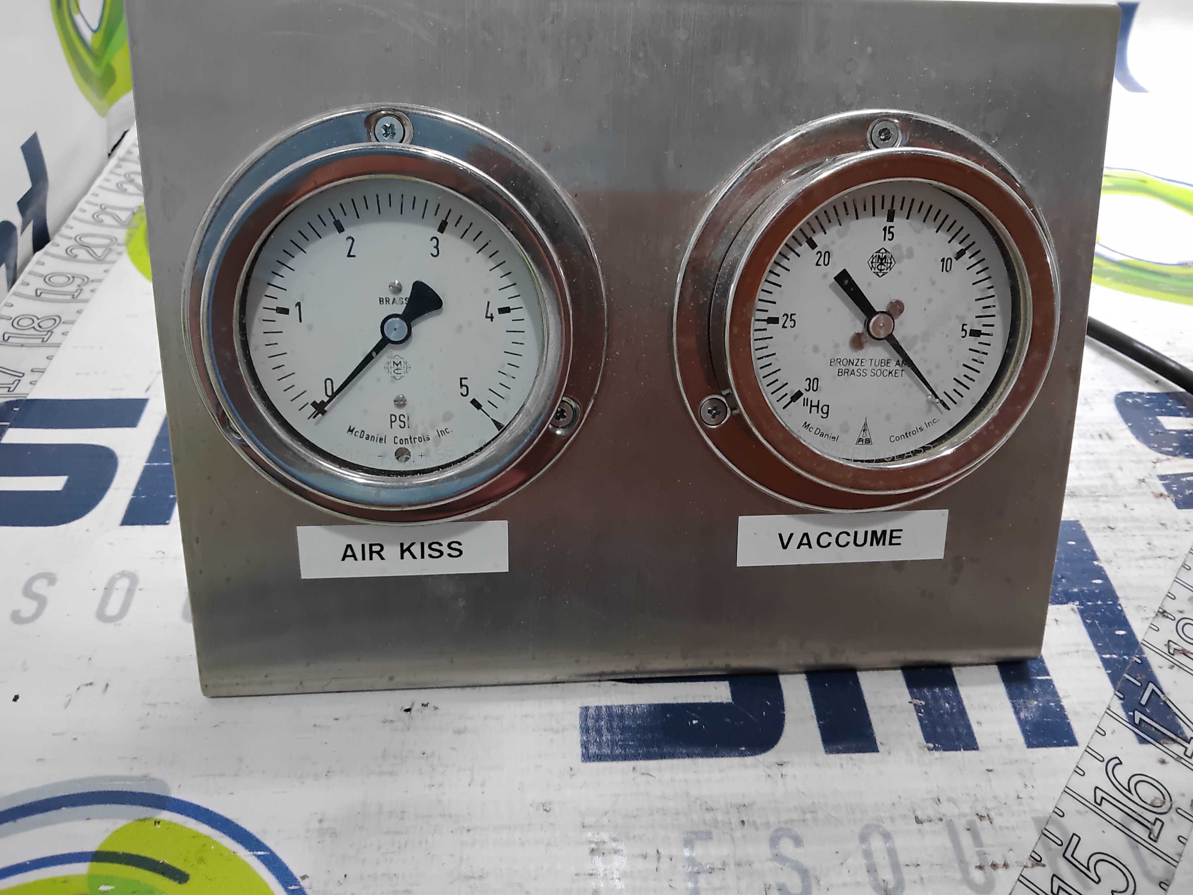 Used UNIVERSAL INSTRUMENTS 47381902 VACUUM TESTER ASSEMBLY