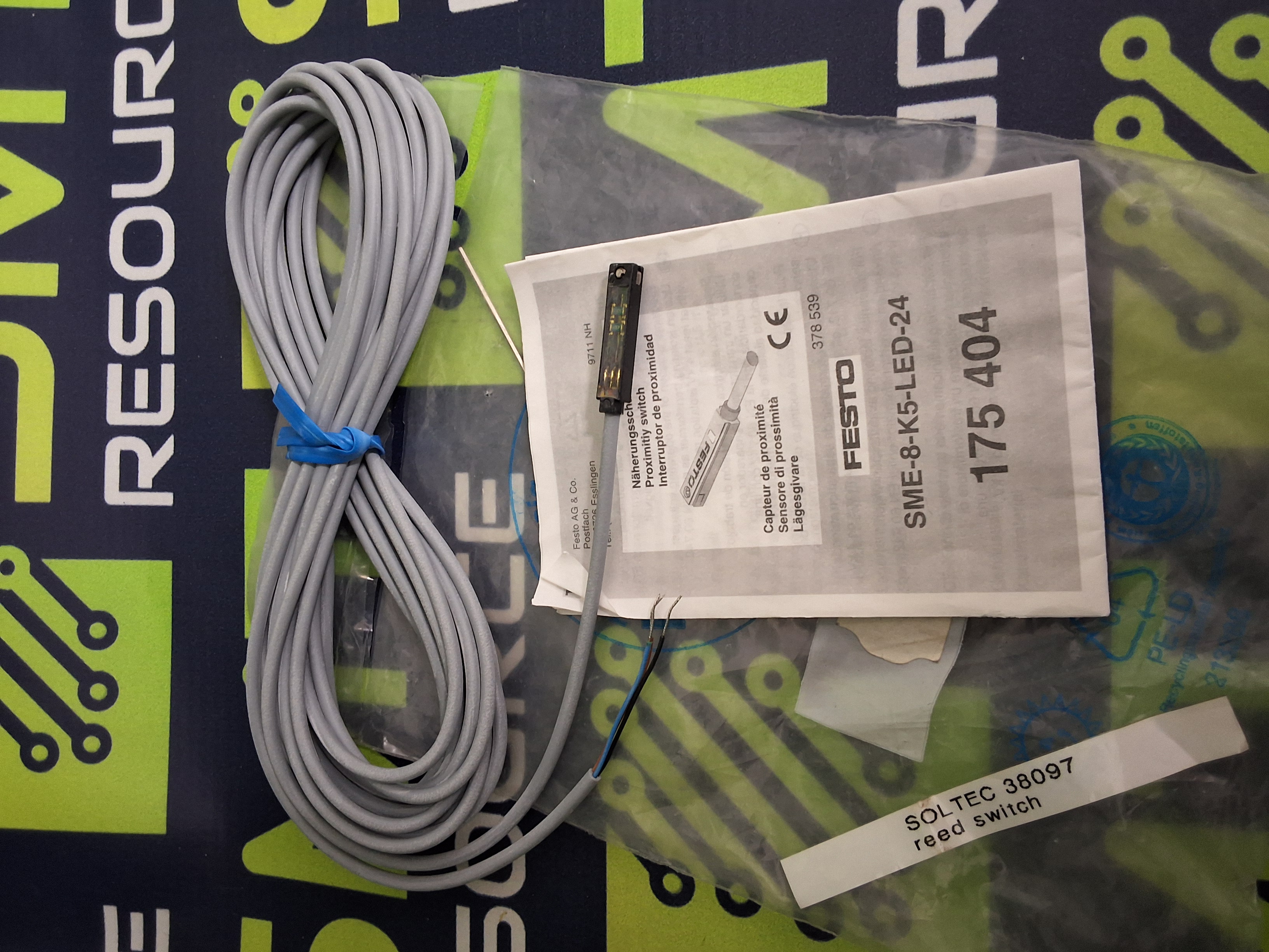 FESTO SME-8-K5-LED-24 / 175 404 PROXIMITY SENSOR - BRAND NEW