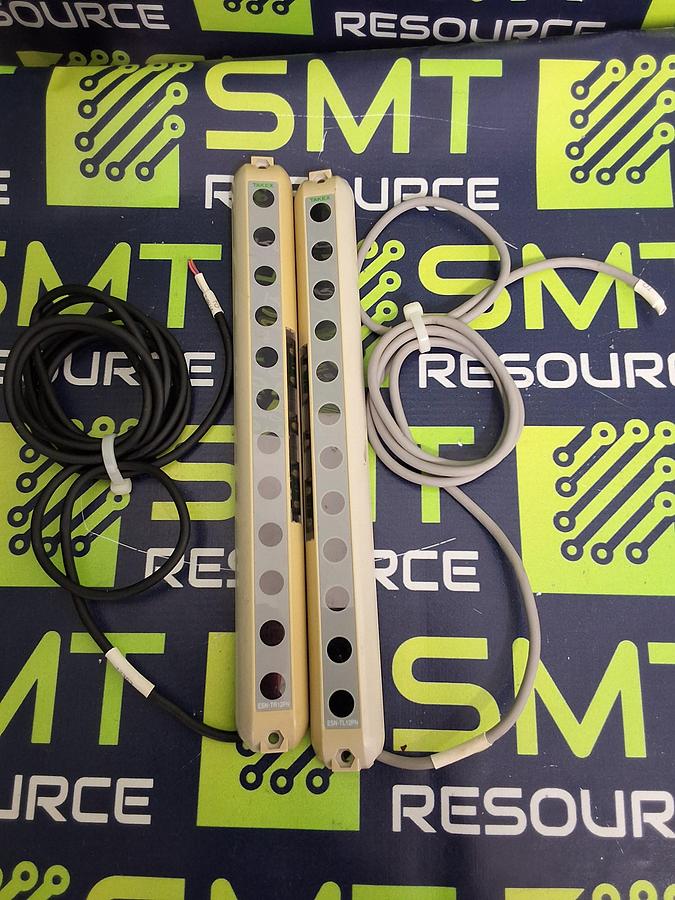 Used TAKEX ESN-TR12PN / ESN-TL12PN LIGHT CURTAIN SET 12-24VDC