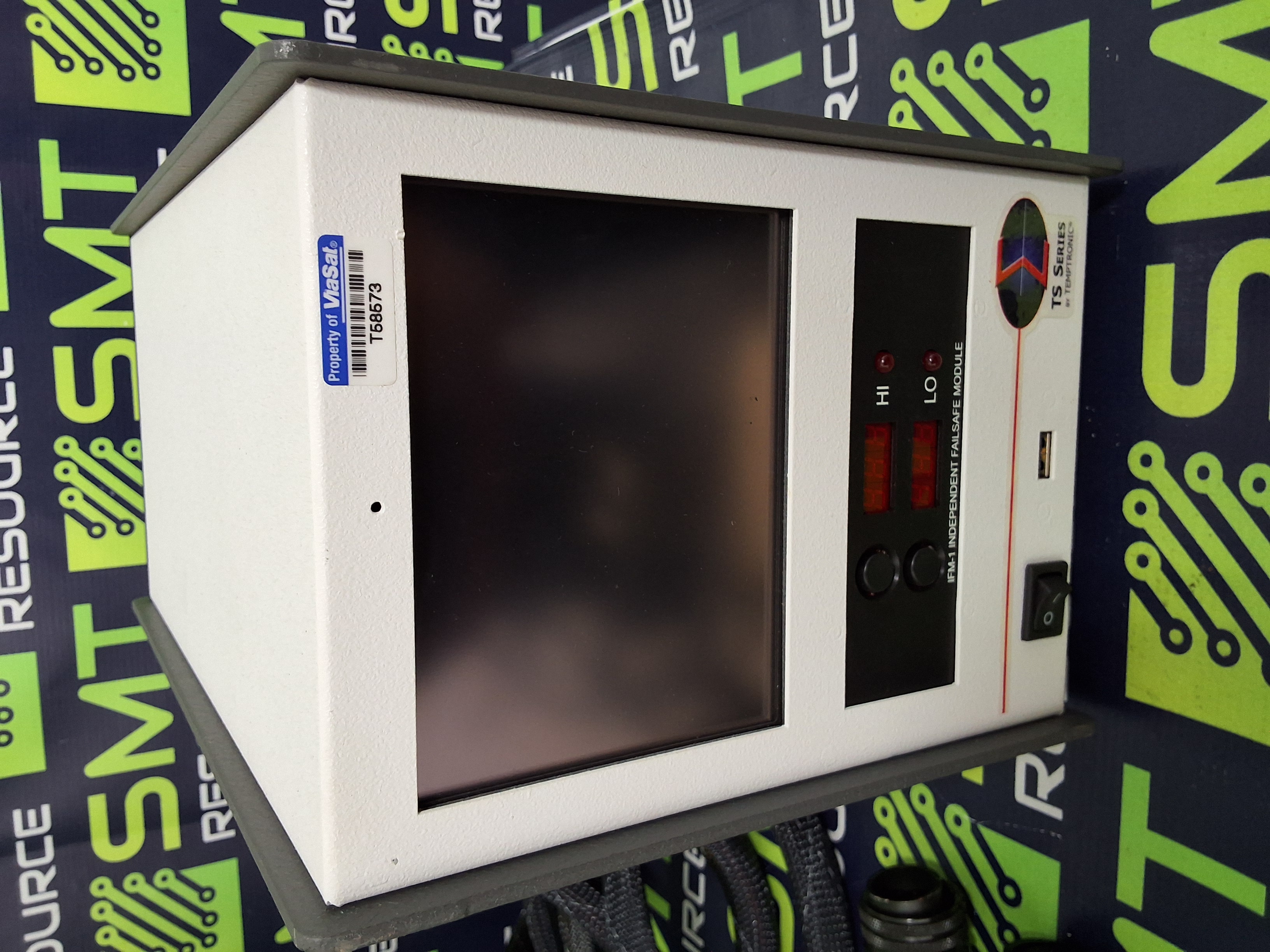 Used TEMPTRONIC TS SERIES K-TS4-3-0-1-A-A CHAMBER TEMPERATURE CONTROLLER