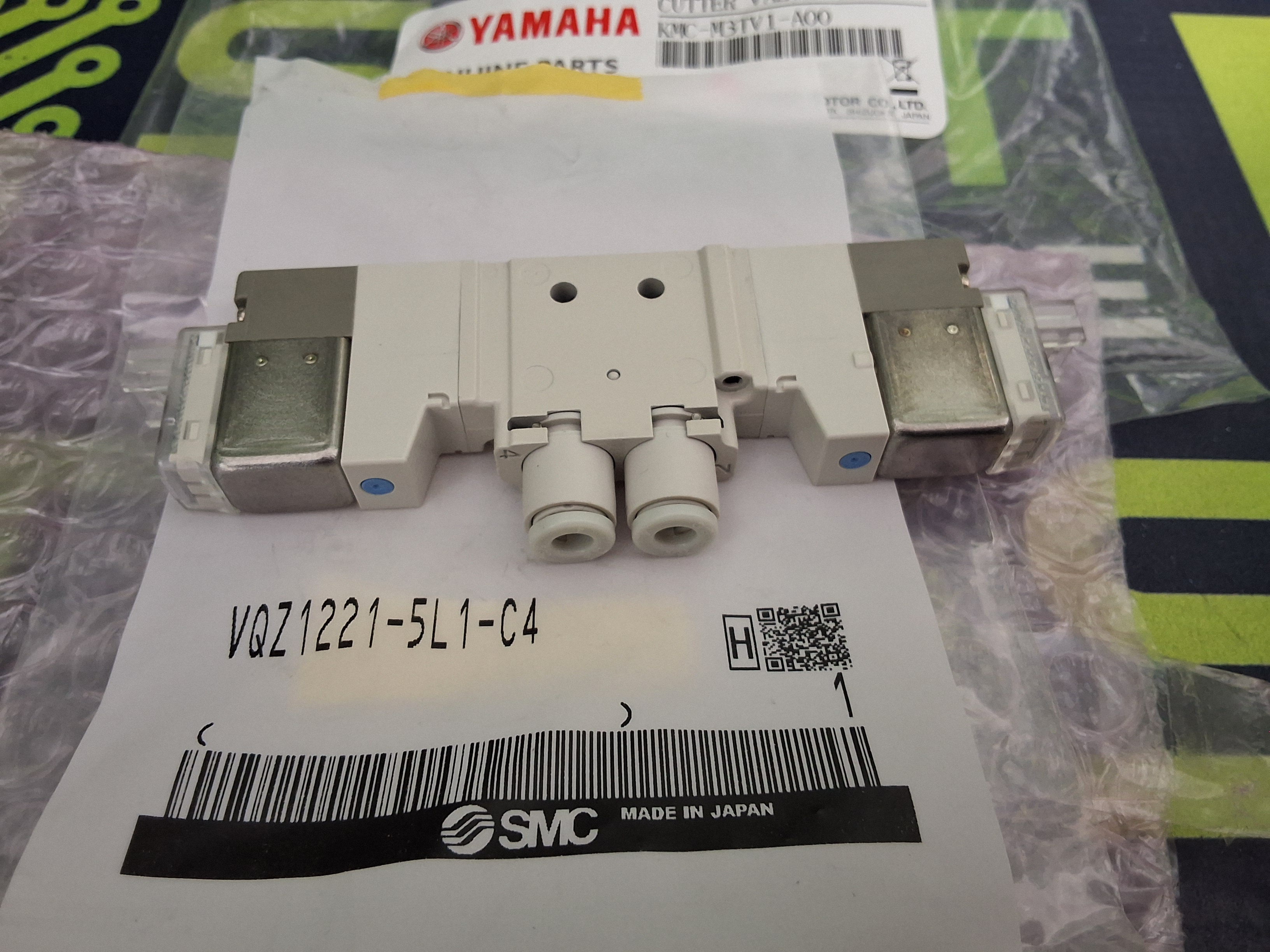 SMC VQZ1221-5L1-C4 PNEUMATIC SOLENOID YAMAHA KMC-M3TV1-A00 CUTTER VALVE ASSY - BRAND NEW