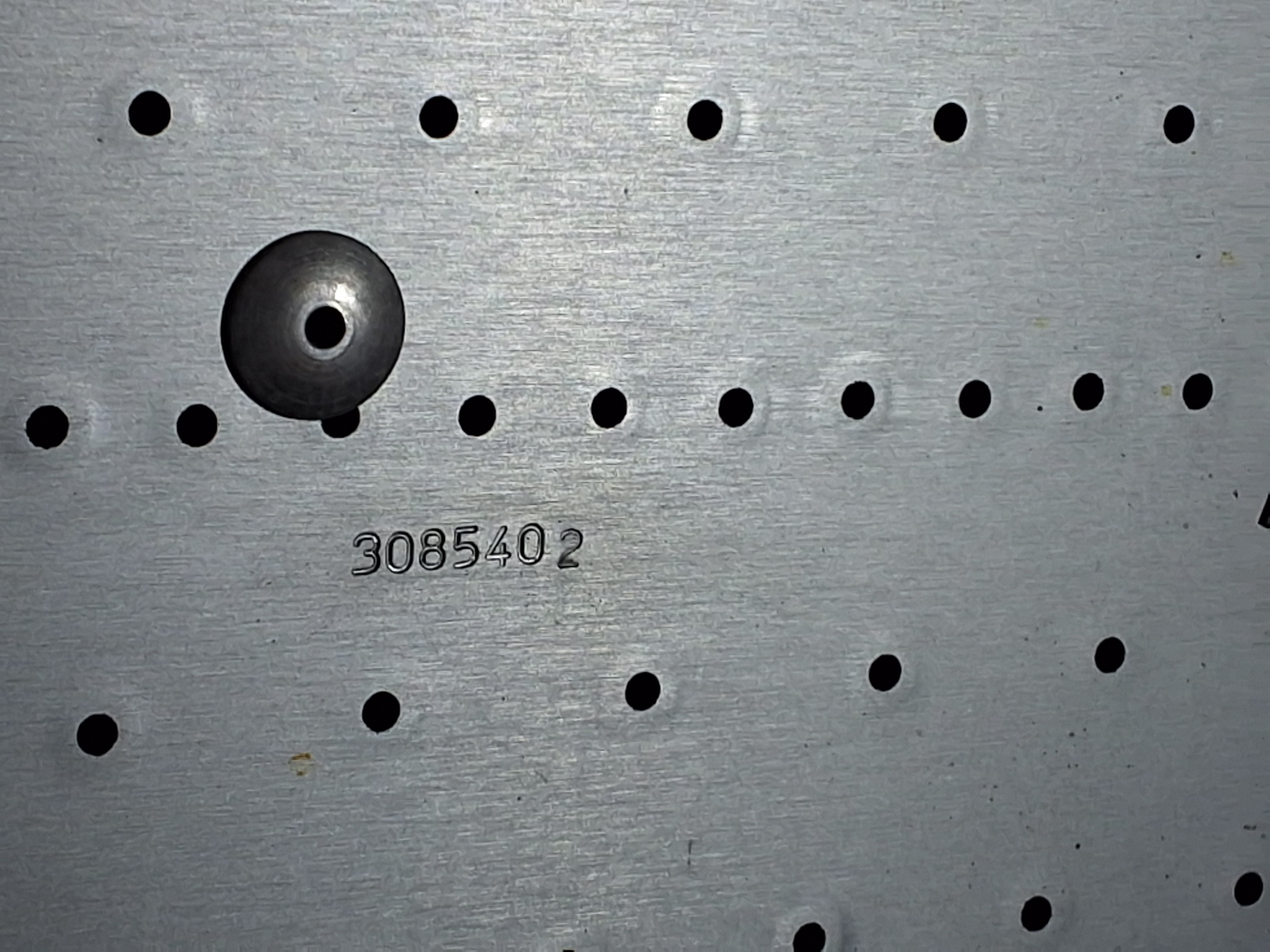 Used VITRONICS SOLTEC 3085402 XPM2-730 REFLOW OVEN HEATER ASSEMBLY