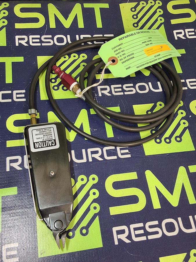 Used XURON 590 MICRO PNEUMATIC CUTTER BLADES