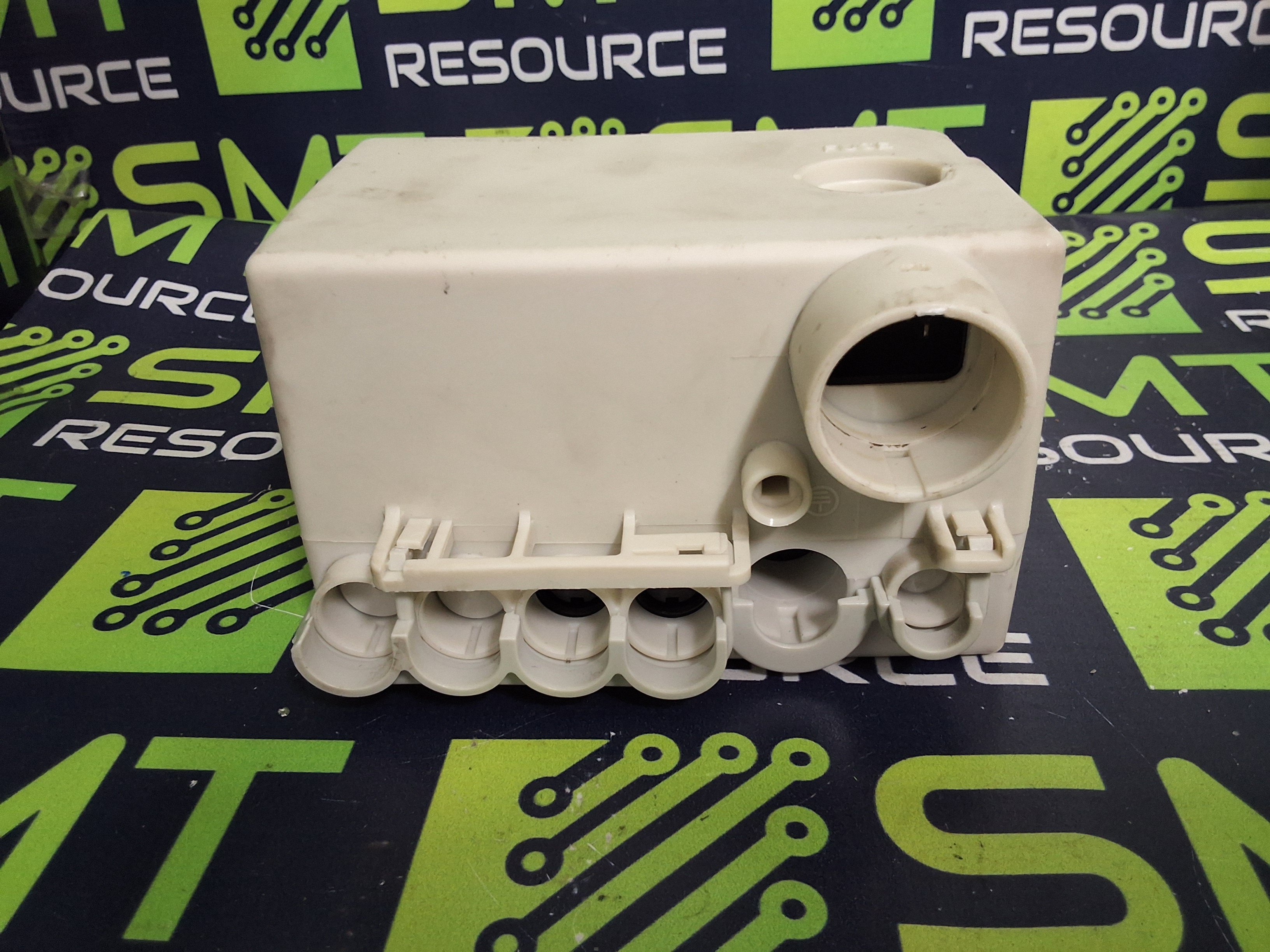 Used LINAK CB09P-02-0T-24 LINEAR HOOD/DOOR LIFT ACTUATOR CONTROLLER BOX CB9P00020T-1040