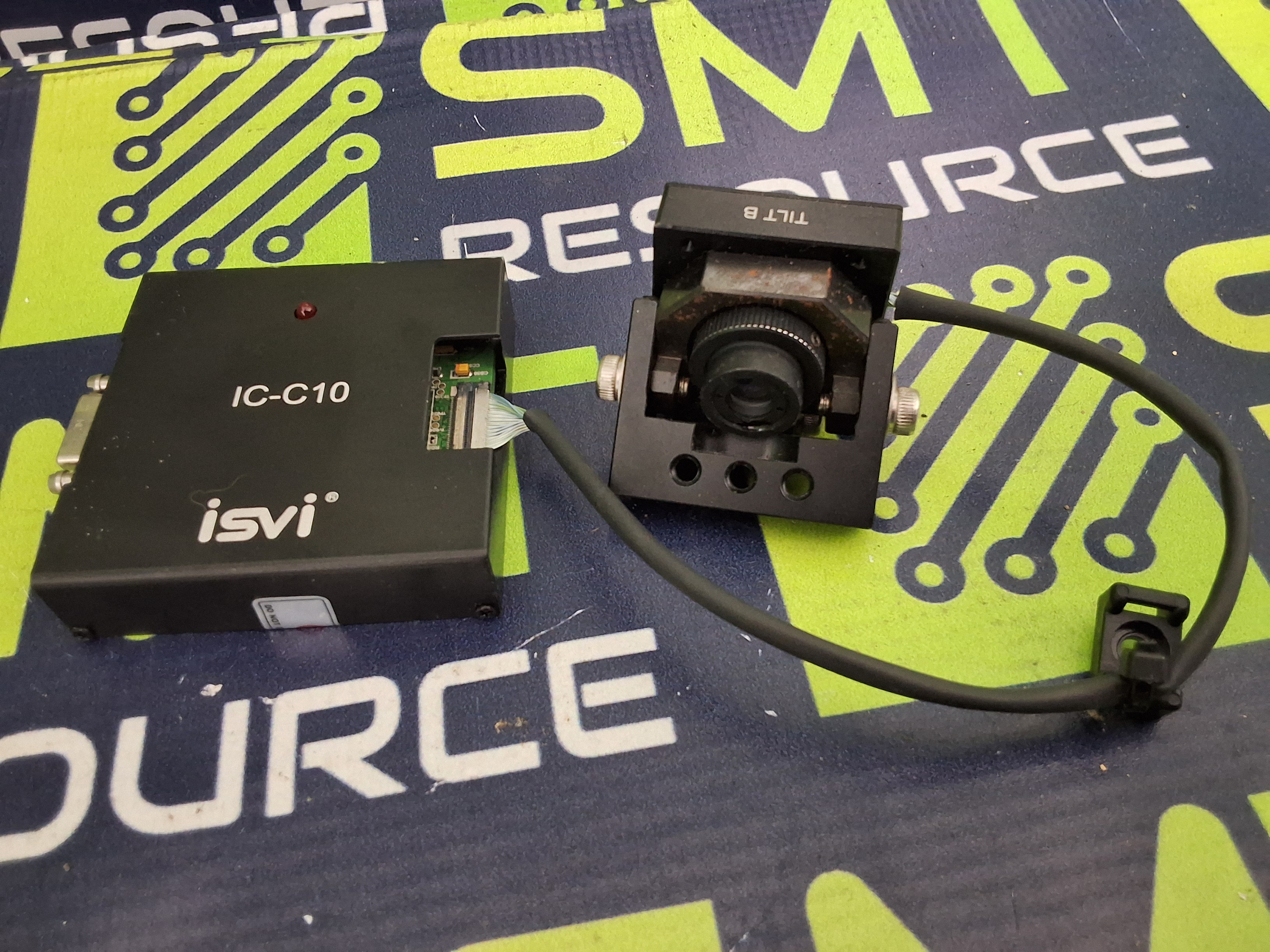 Used ISVI IC-C10 / IC-S10RSB HIGH RESOLUTION CAMERA WITH ISVI IC-C10 CONTROLLER